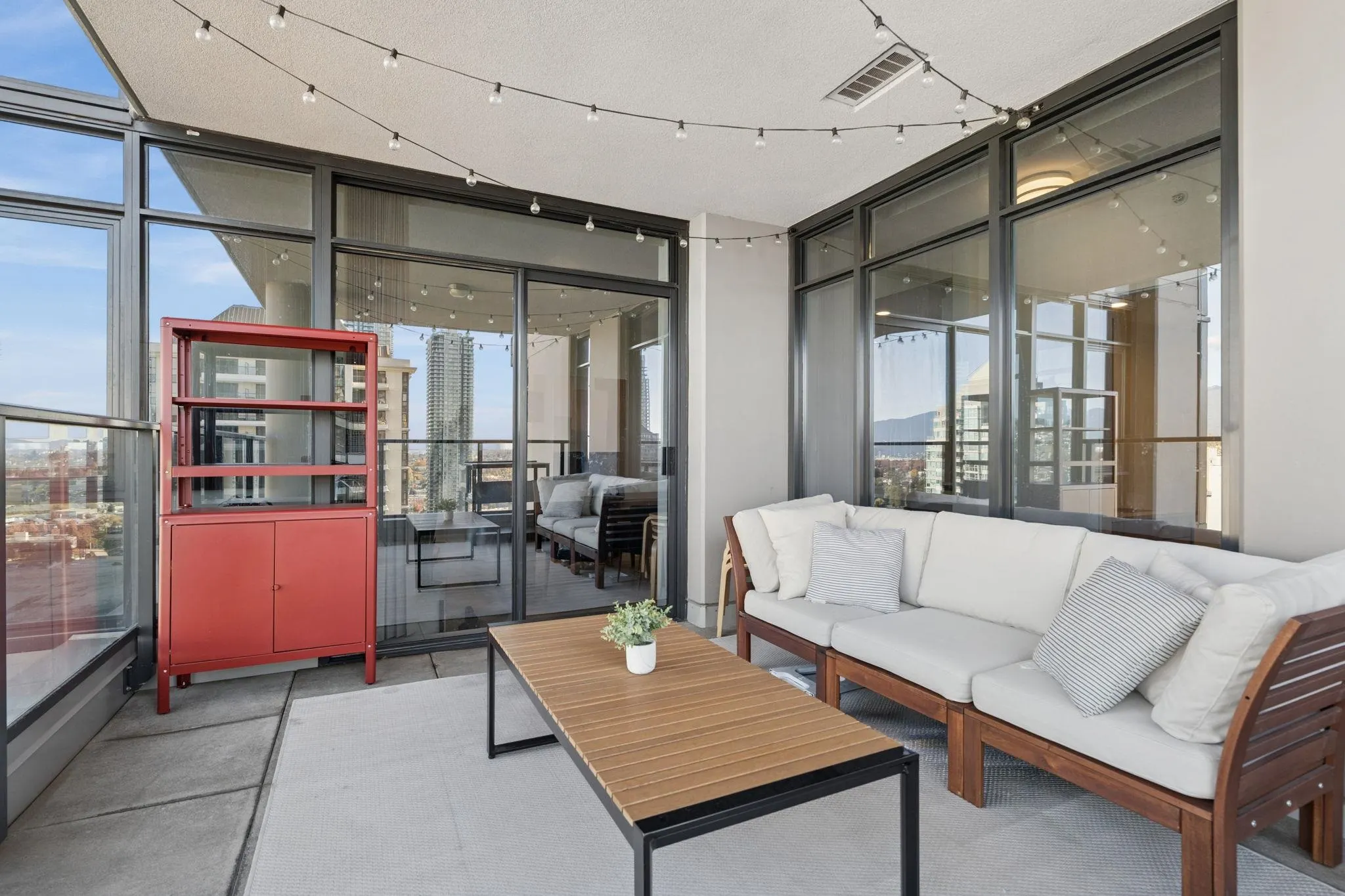 2077 Rosser Avenue #2305