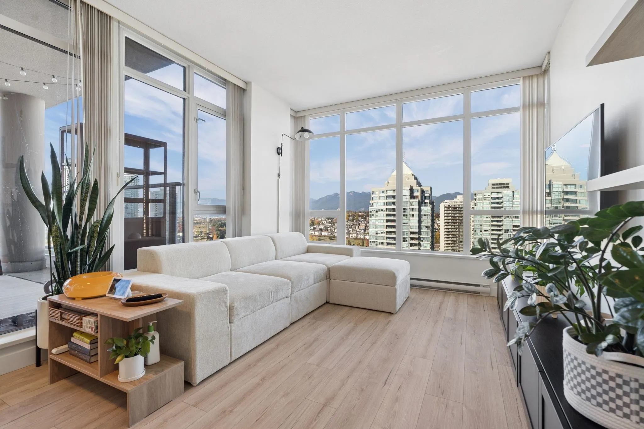 2077 Rosser Avenue #2305