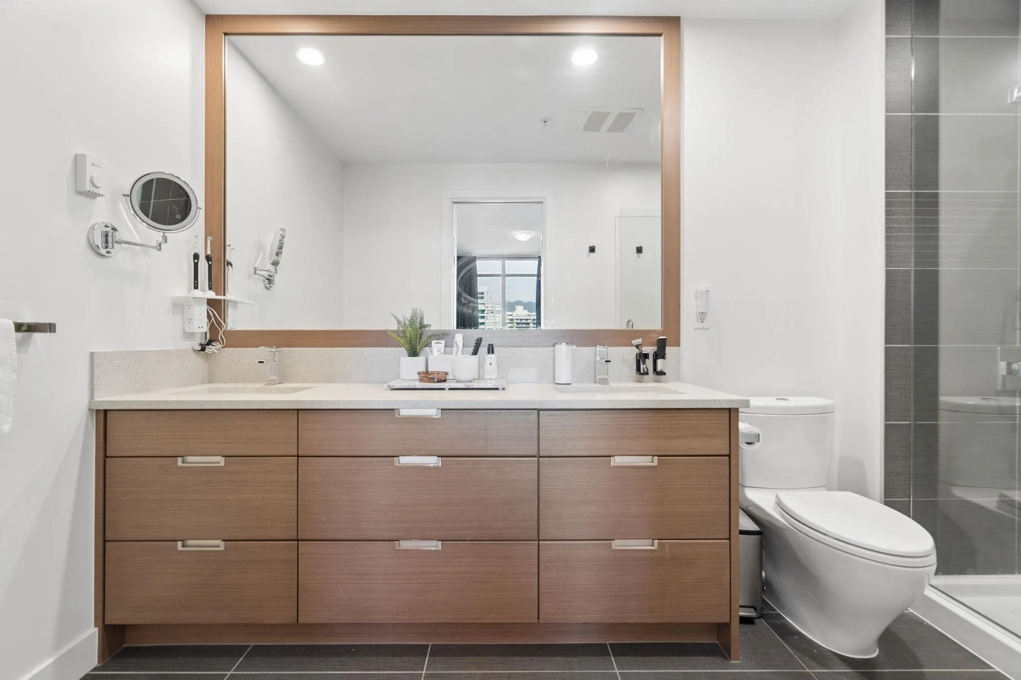 2077 Rosser Avenue #2305