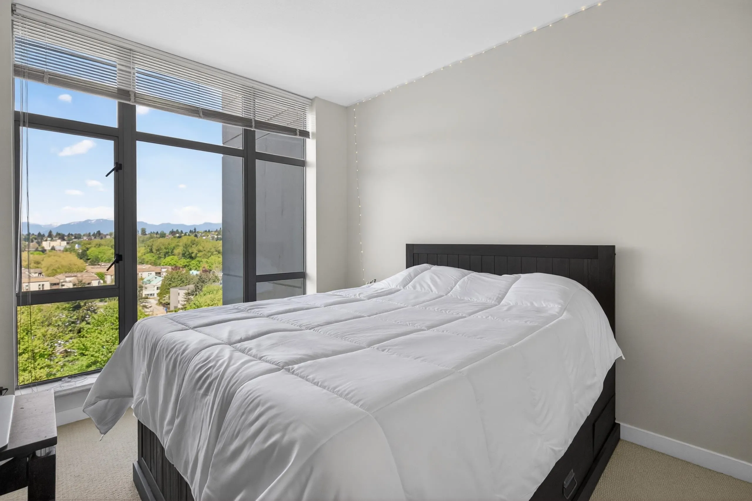 280 Ross Drive #1601