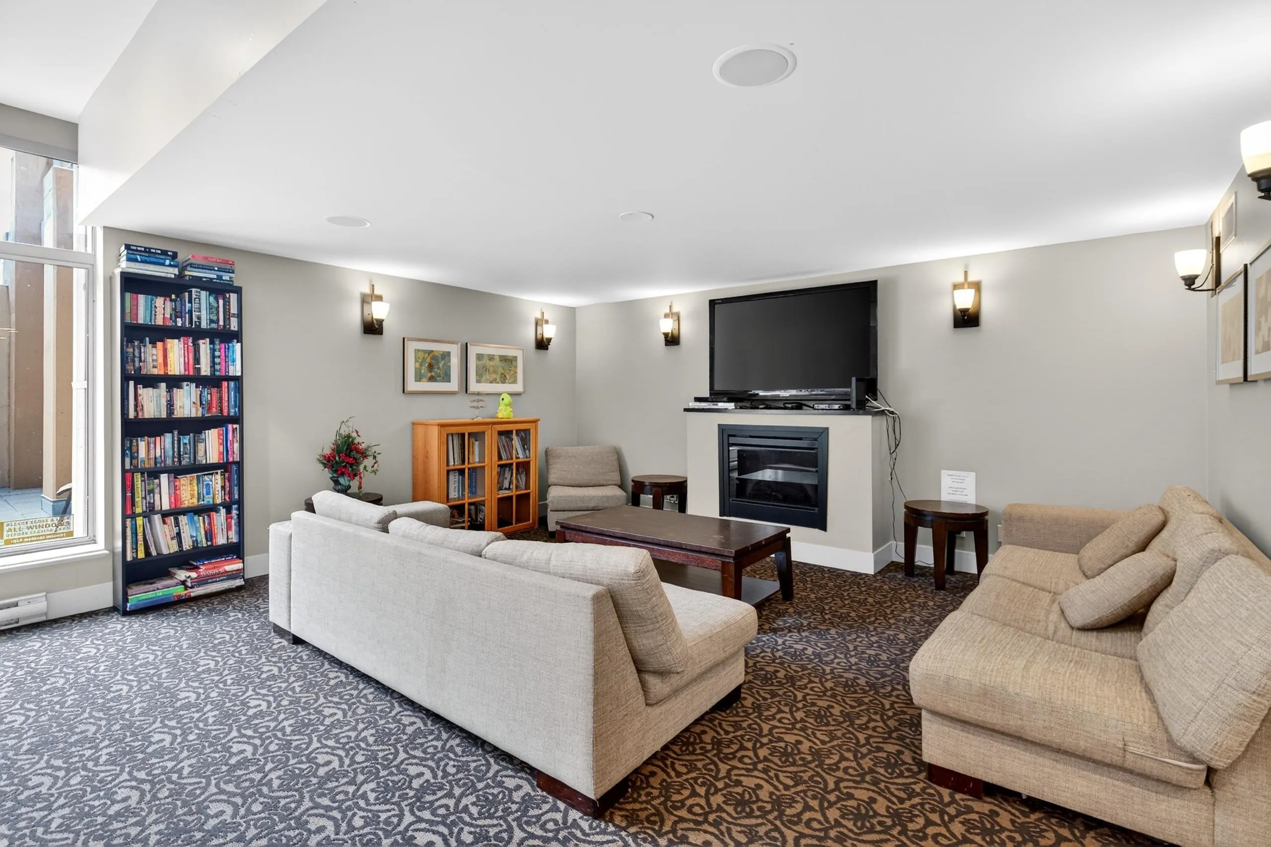 280 Ross Drive #1601