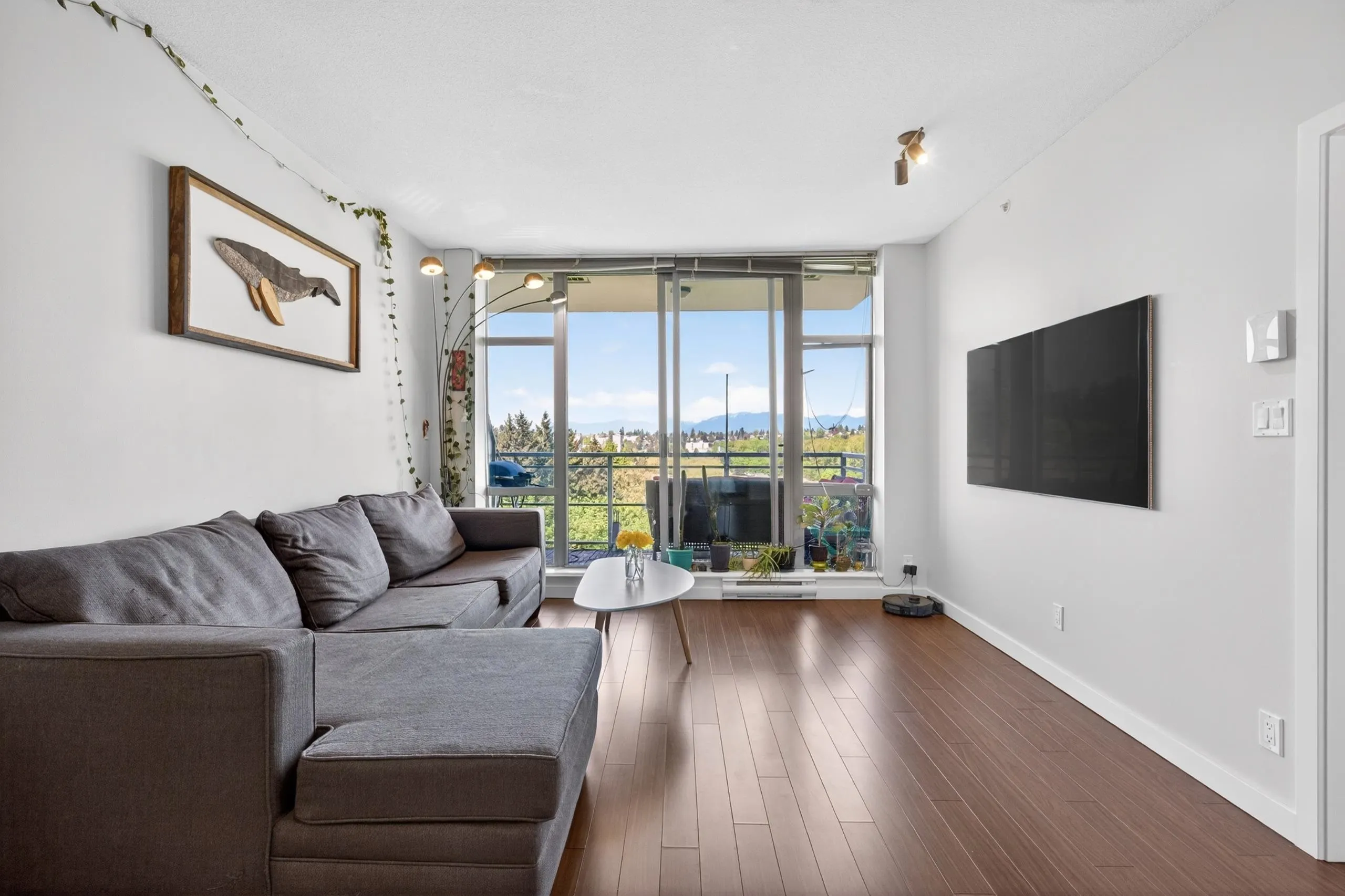 280 Ross Drive #1601