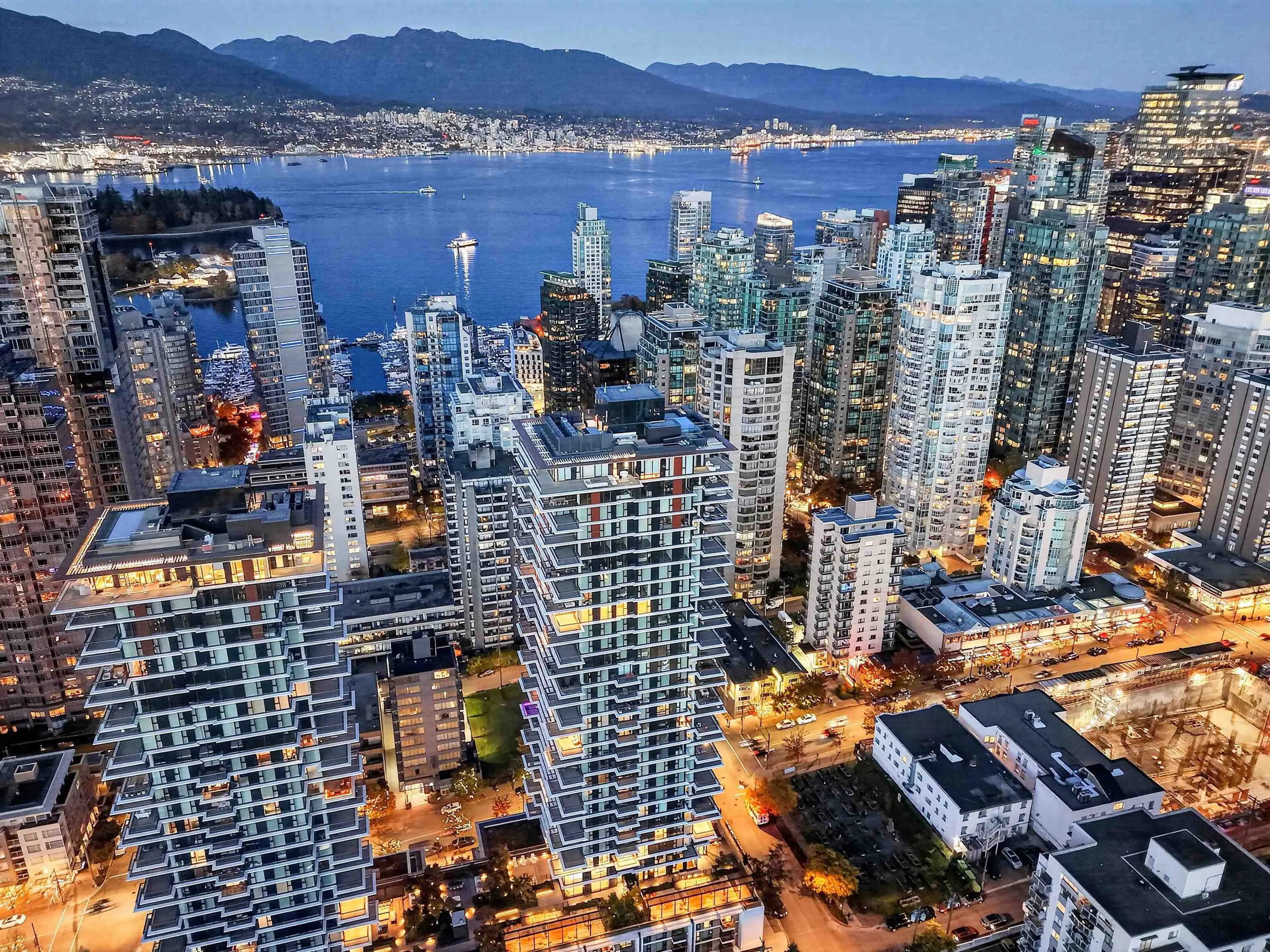 1408 Robson Street #2601