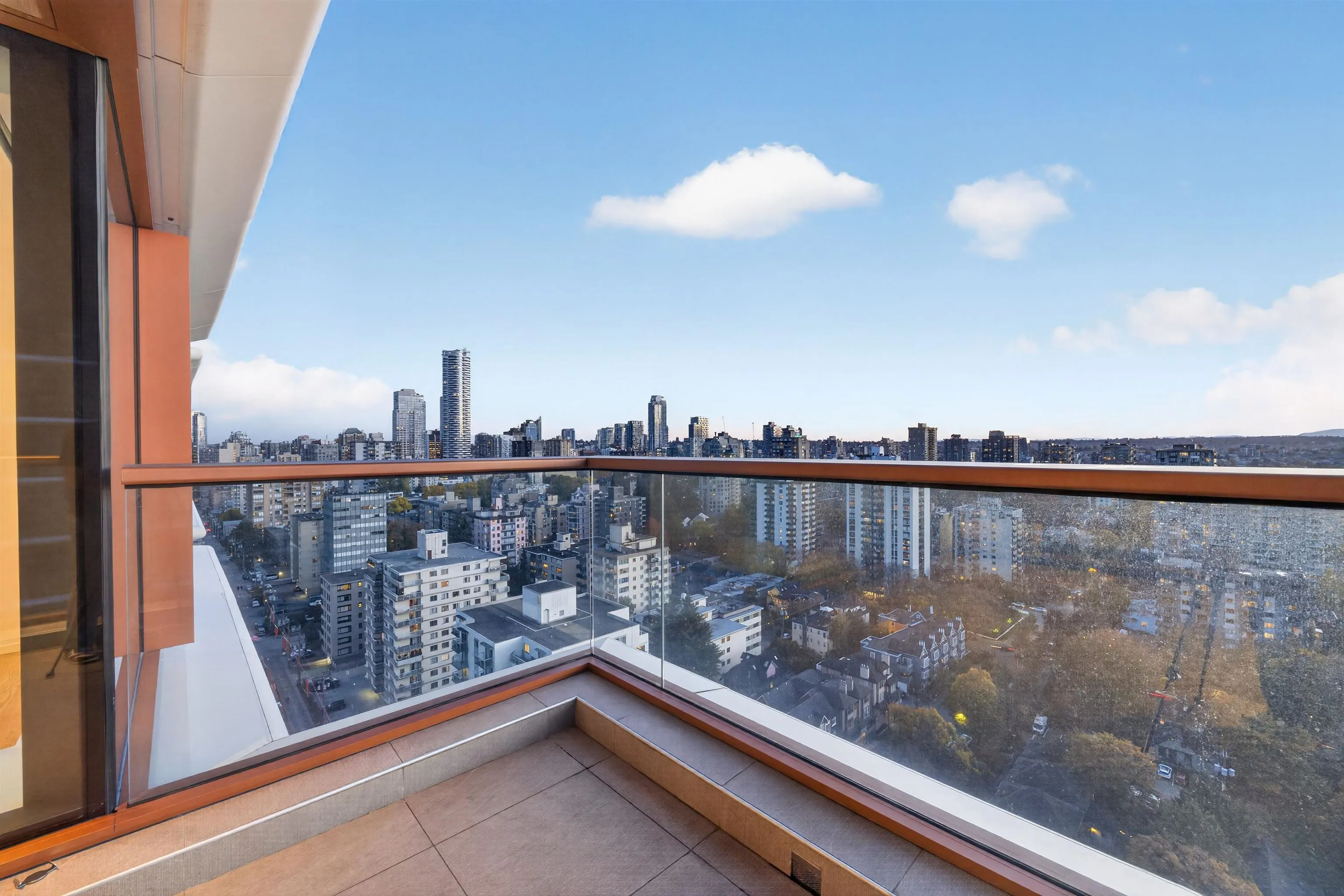 1408 Robson Street #2601