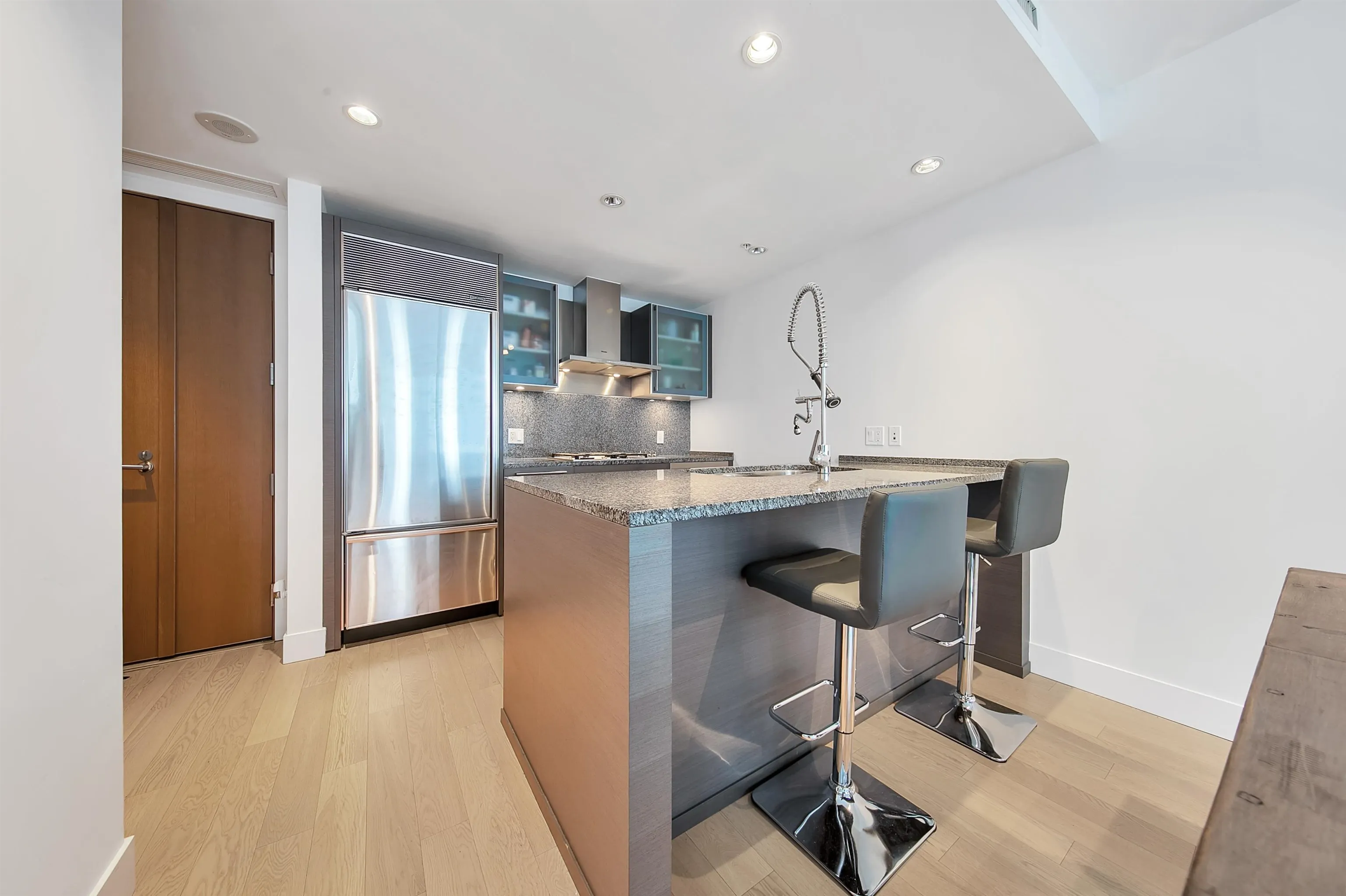 1111 Alberni Street #2504