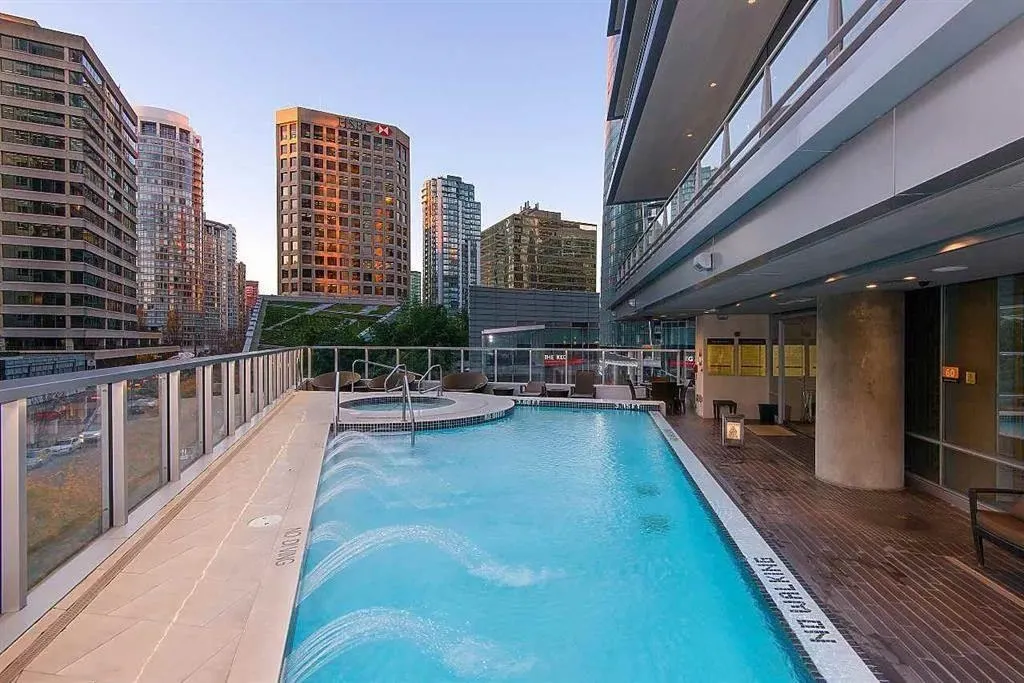 1111 Alberni Street #2504