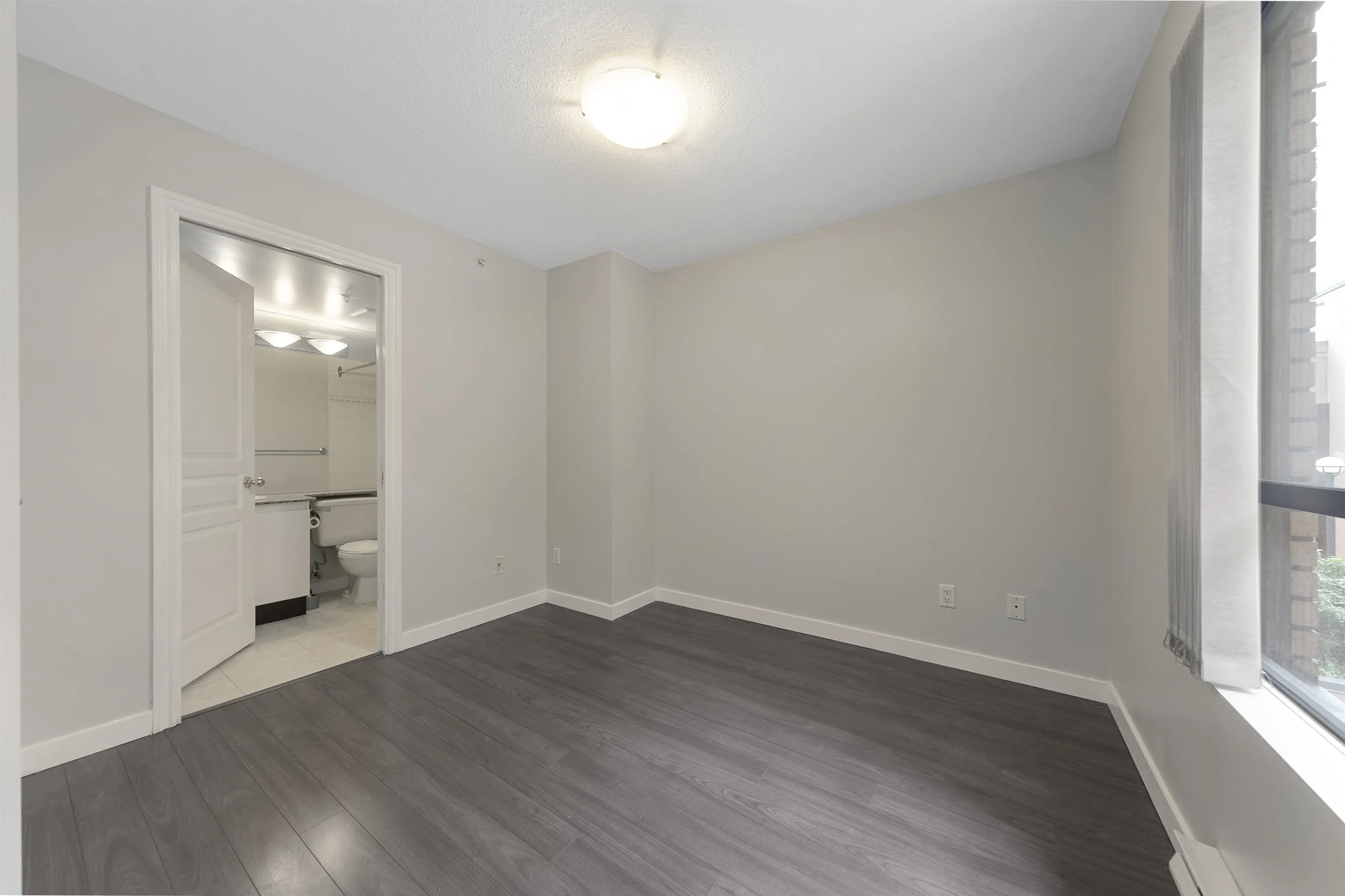 1189 Howe Street #309
