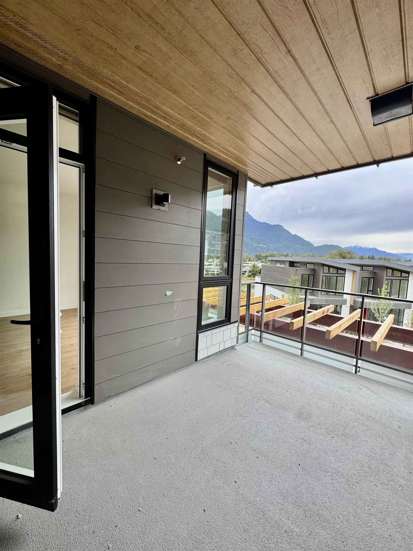 1500 Scott Crescent #319