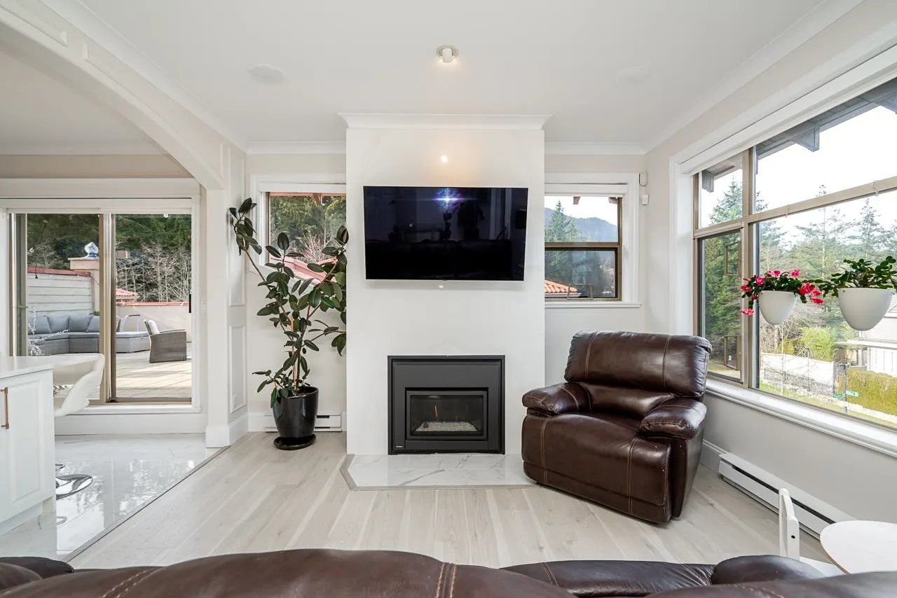 3176 Plateau Boulevard #408