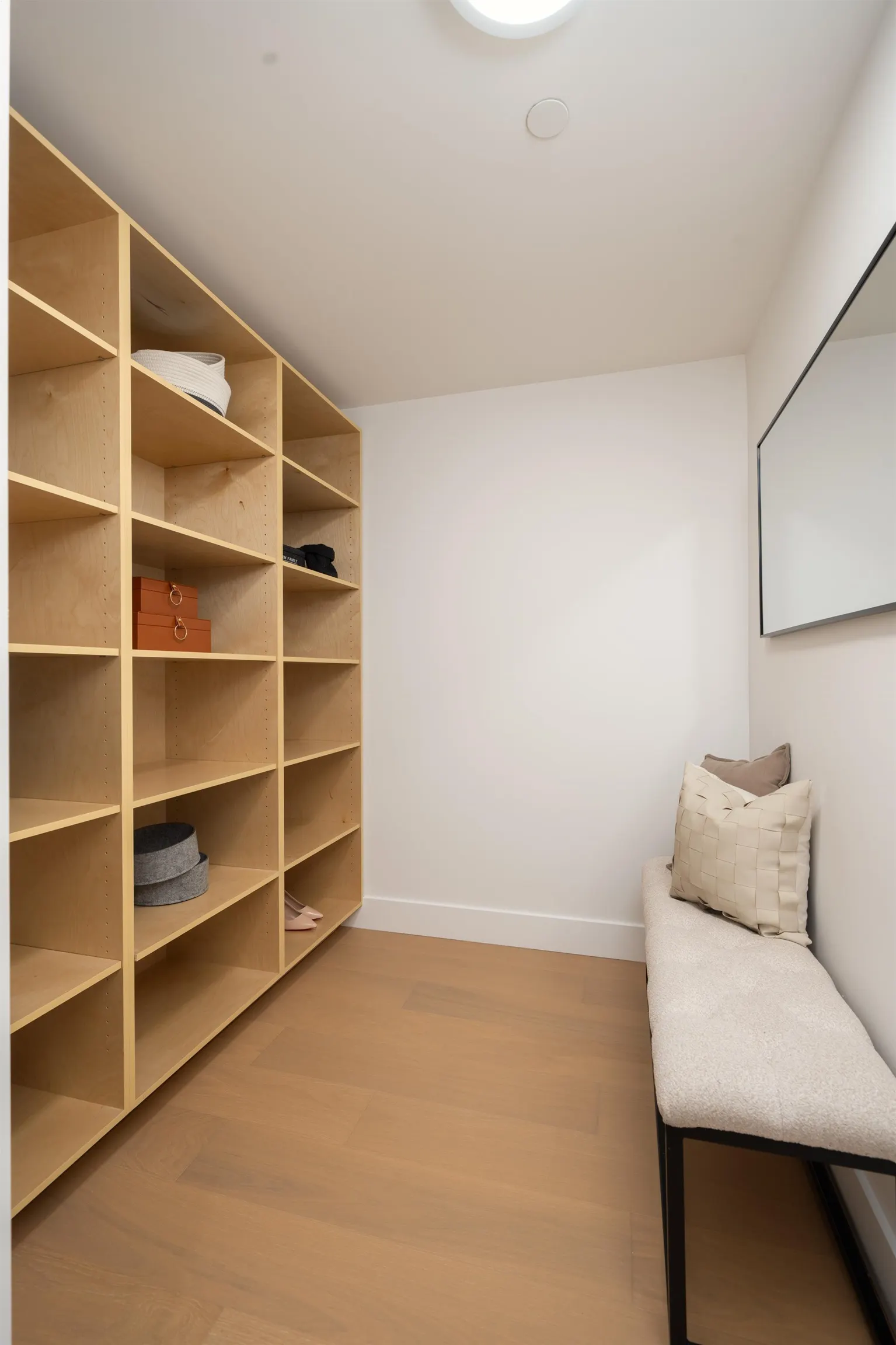 2124 E 8 Avenue #2