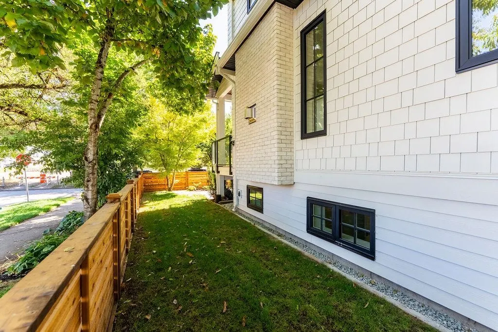 3233 Penticton Street