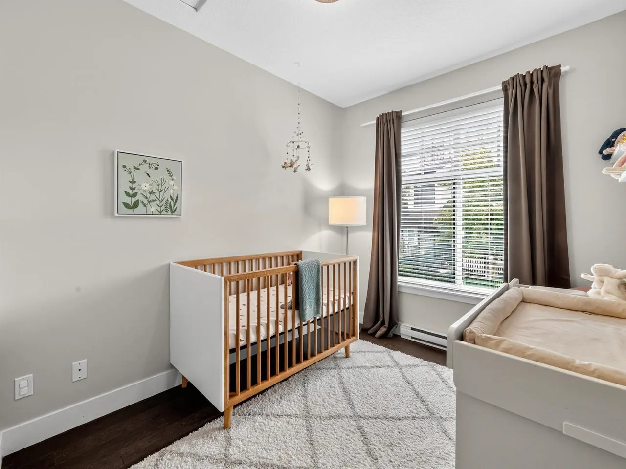 5068 Savile Row #6