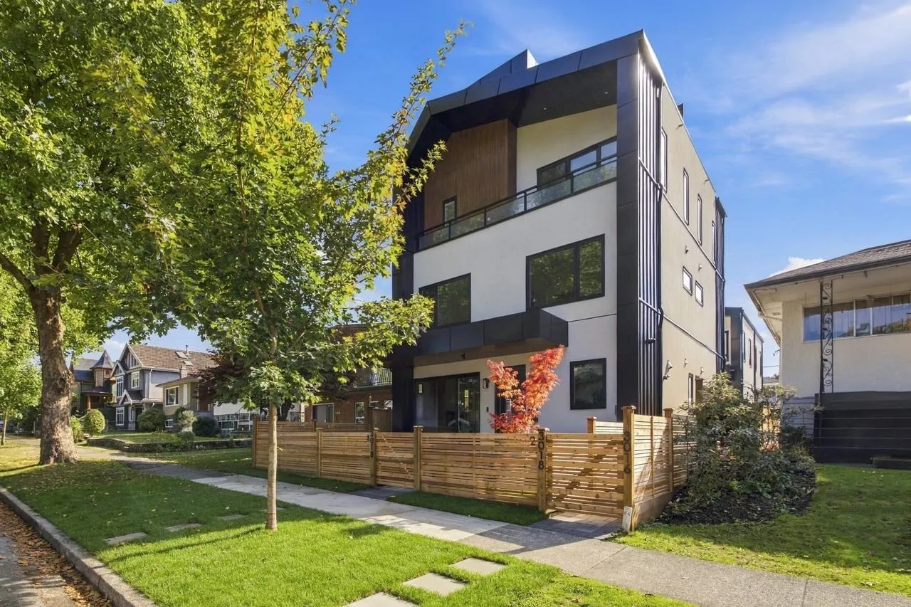 3018 E 19th Avenue #2