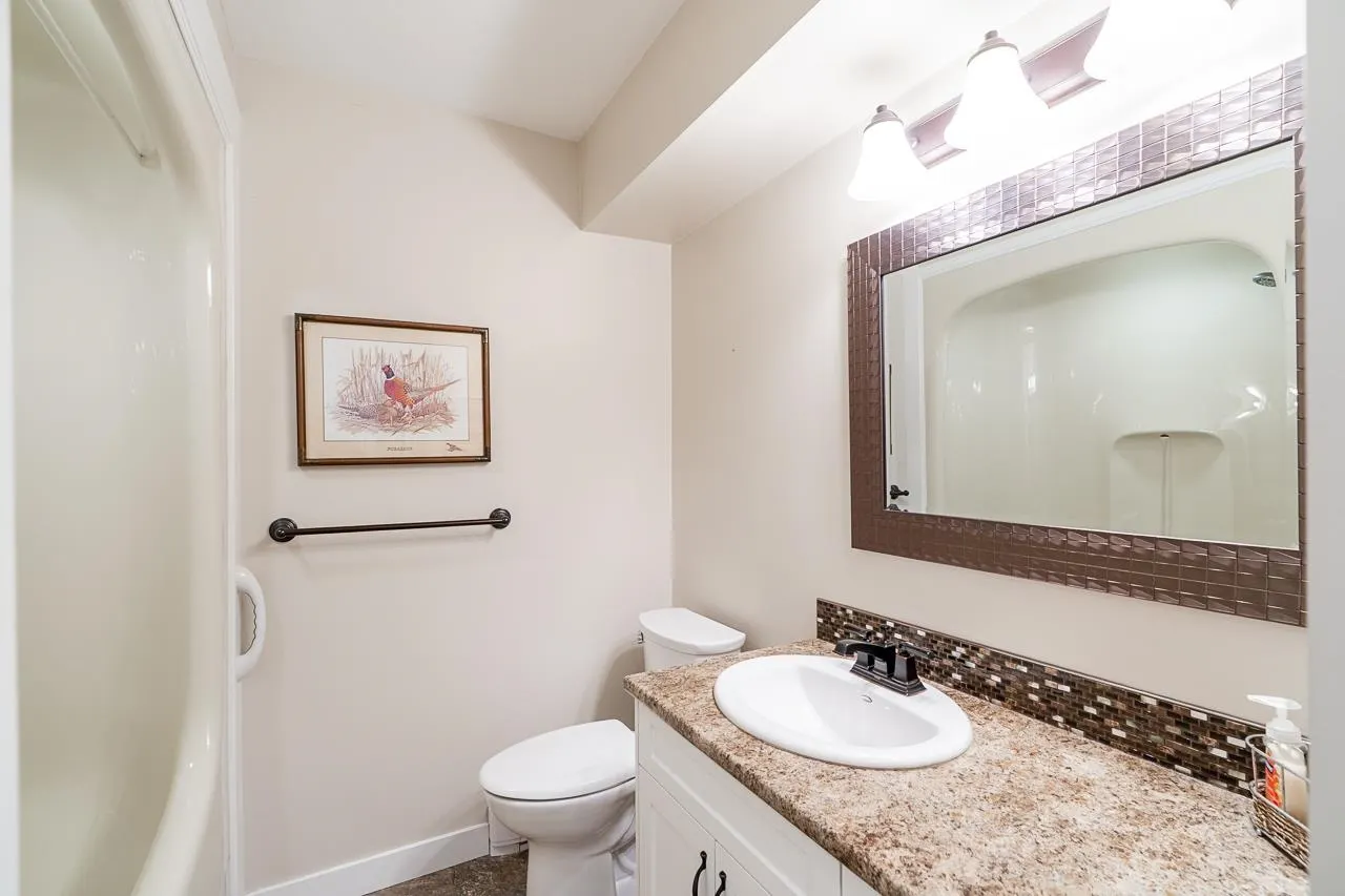 9109 154 Street #206