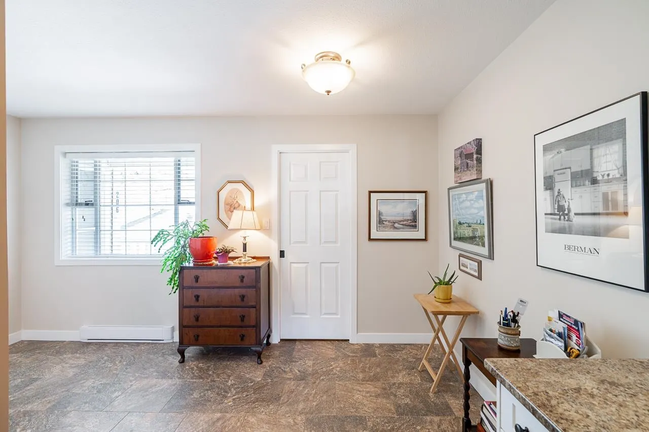 9109 154 Street #206