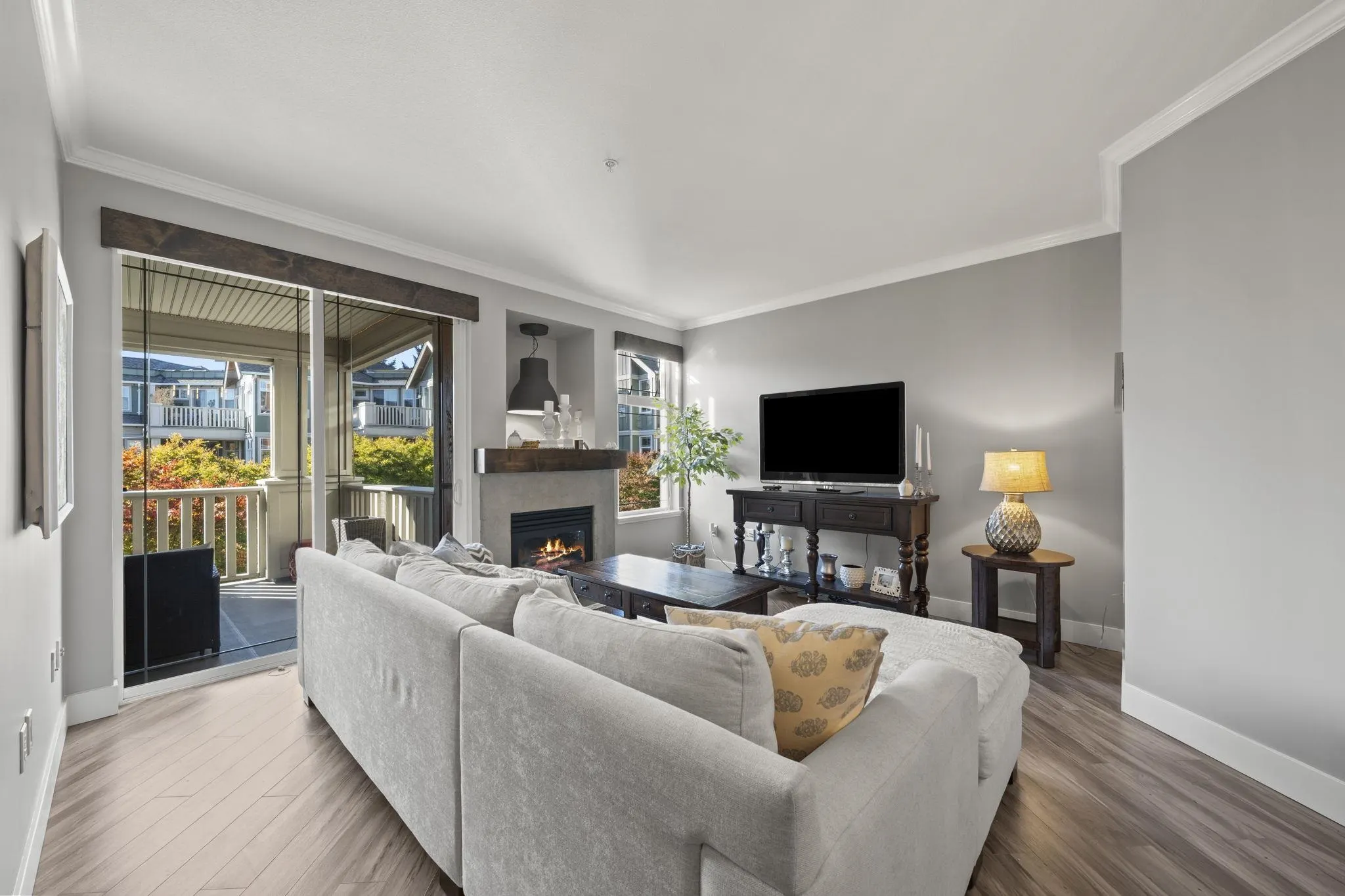 15368 16a Avenue #308
