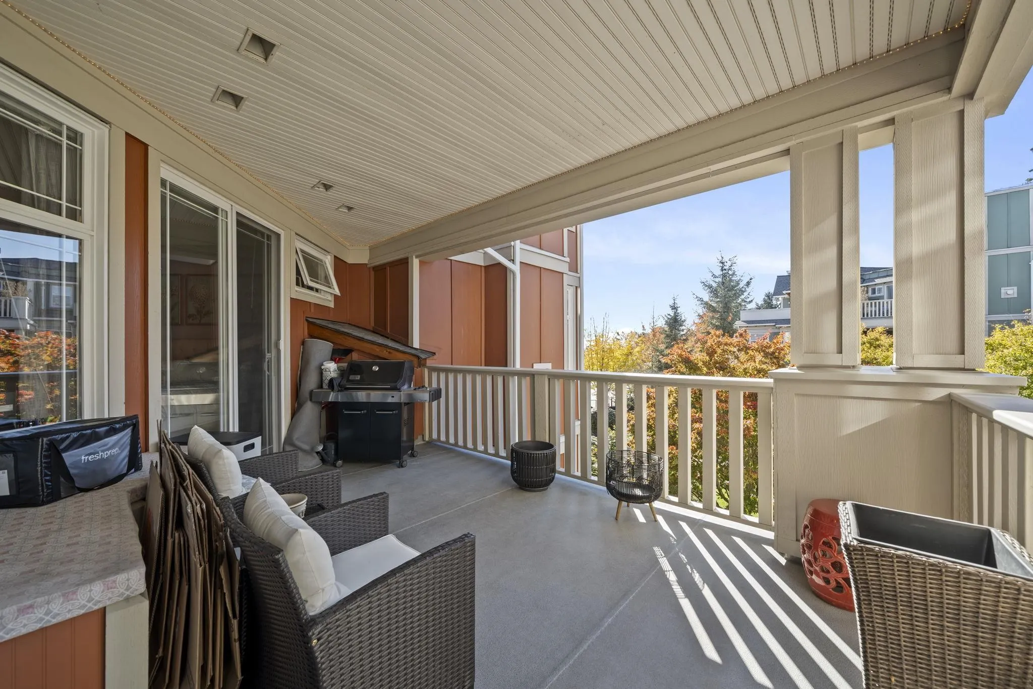 15368 16a Avenue #308