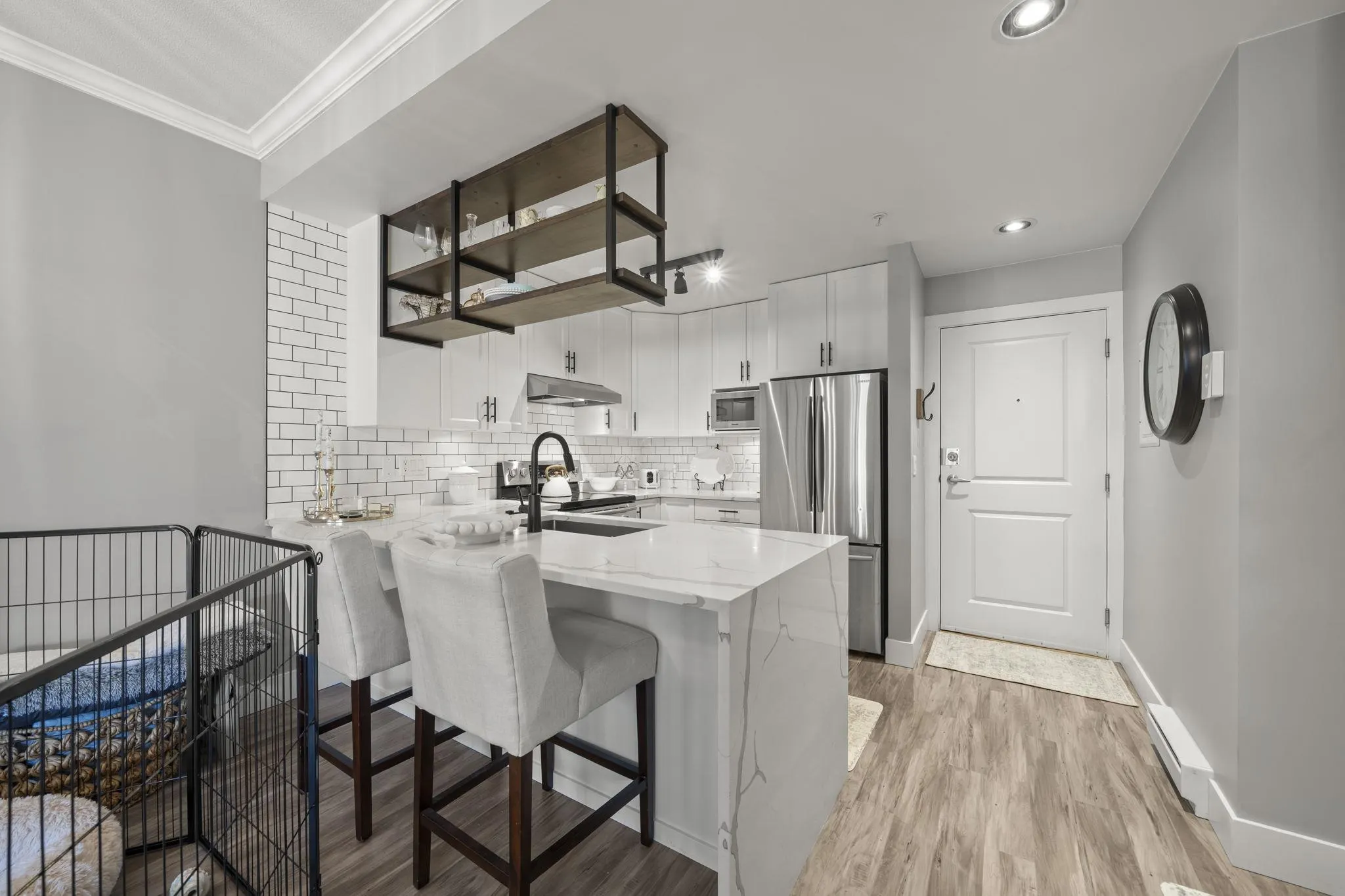 15368 16a Avenue #308