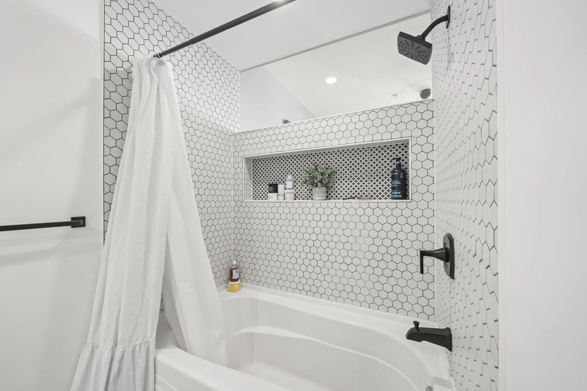15368 16a Avenue #308