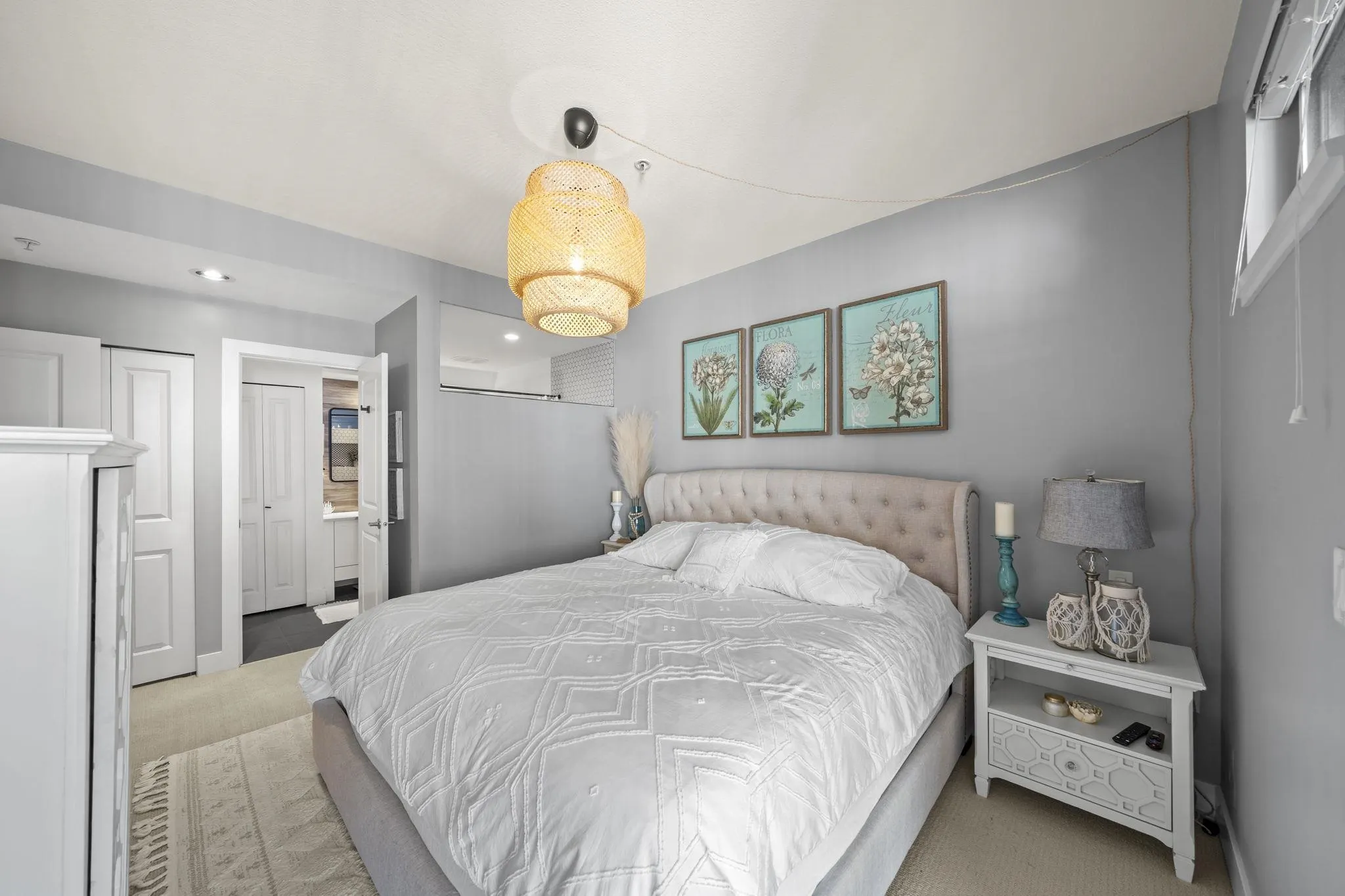 15368 16a Avenue #308