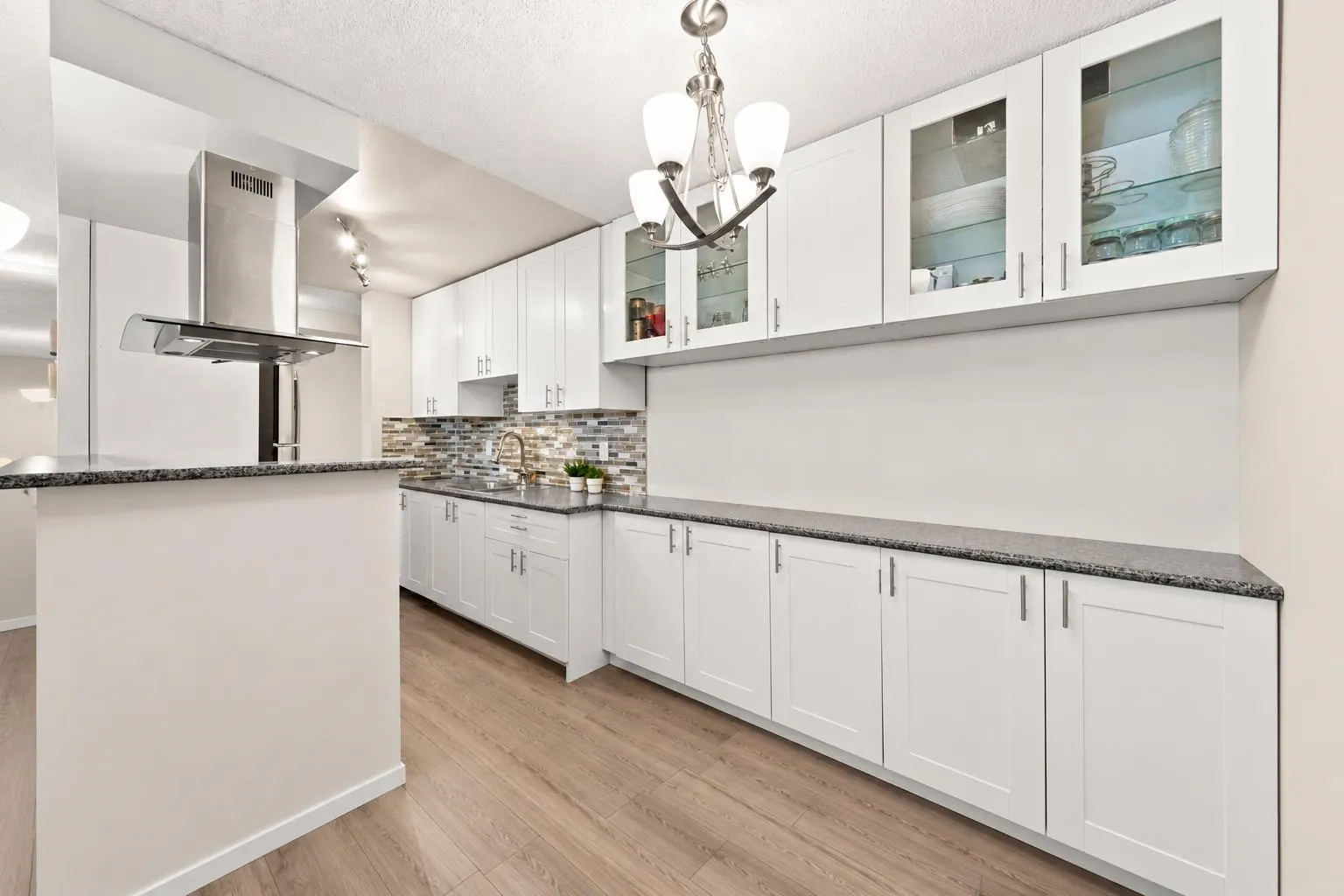 6759 Willingdon Avenue #1202
