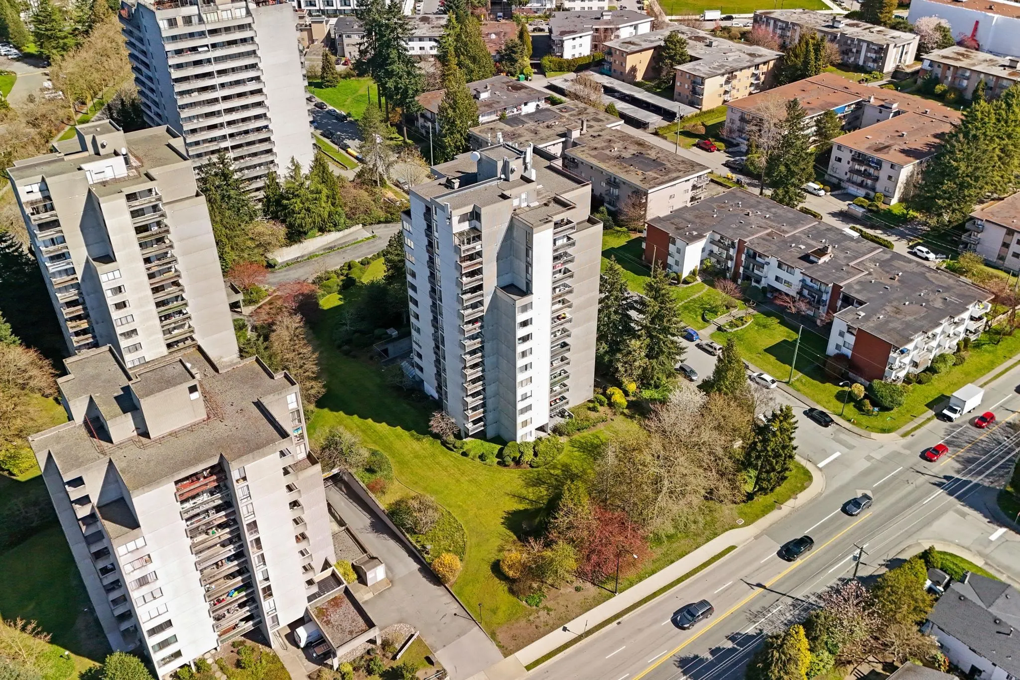 6759 Willingdon Avenue #1202