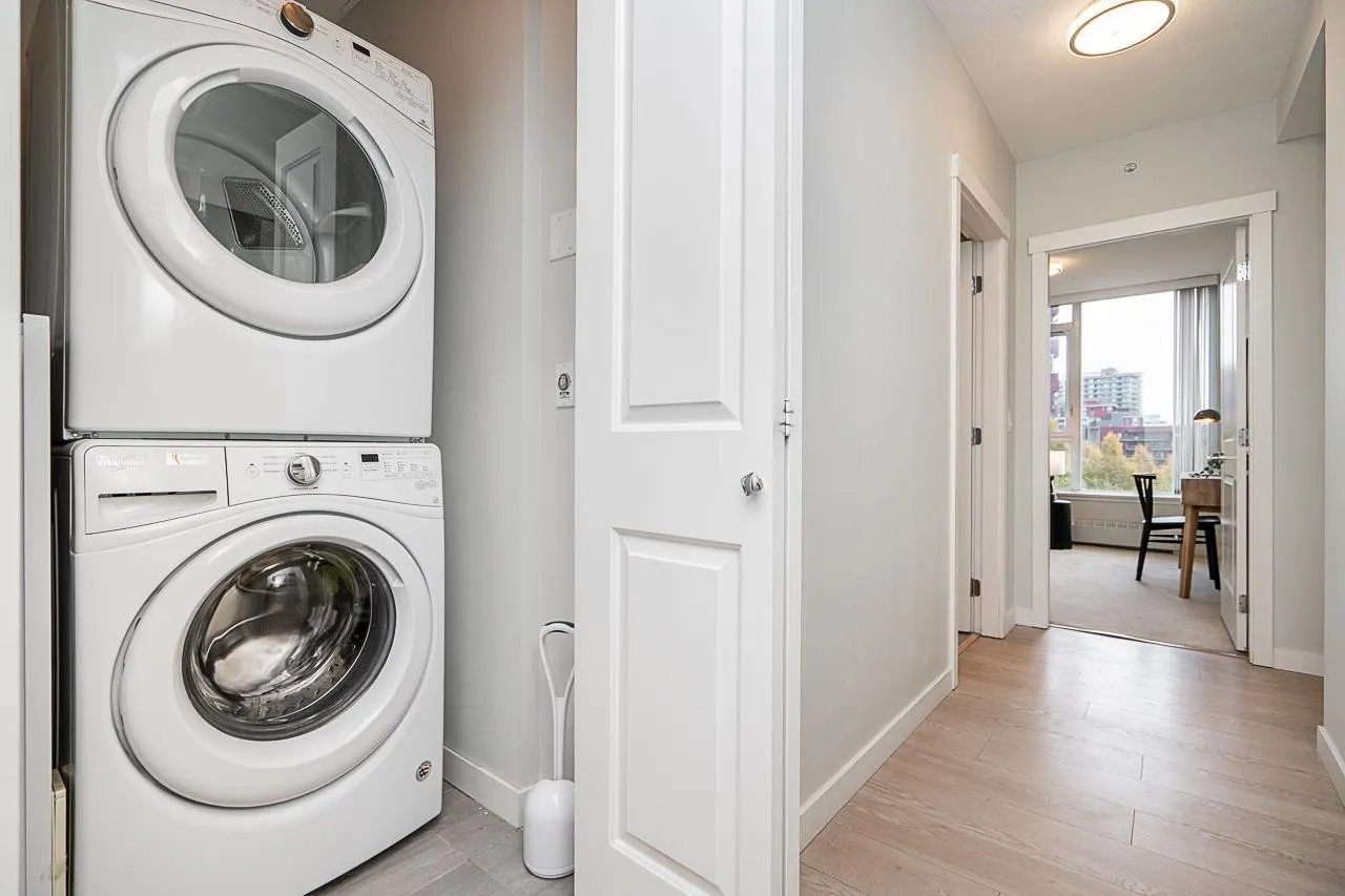3281 E Kent Avenue North Avenue #502