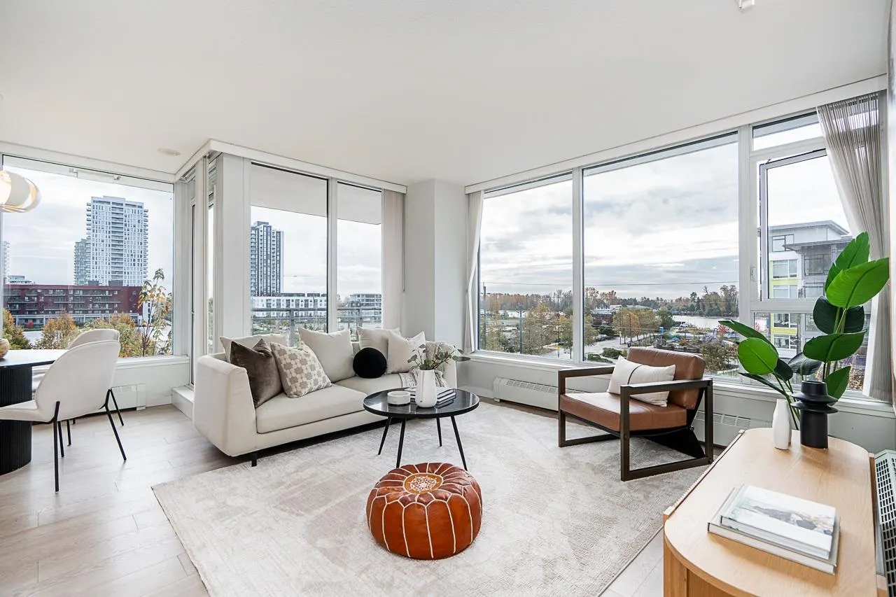 3281 E Kent Avenue North Avenue #502