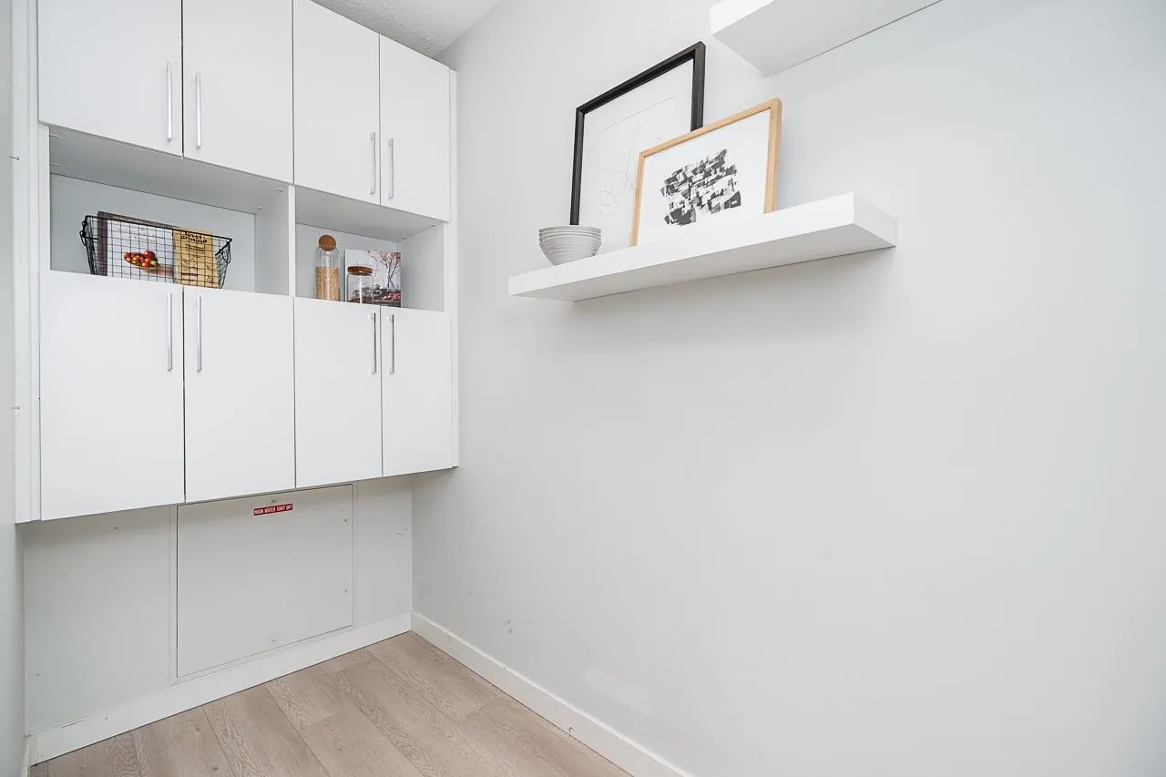 3281 E Kent Avenue North Avenue #502