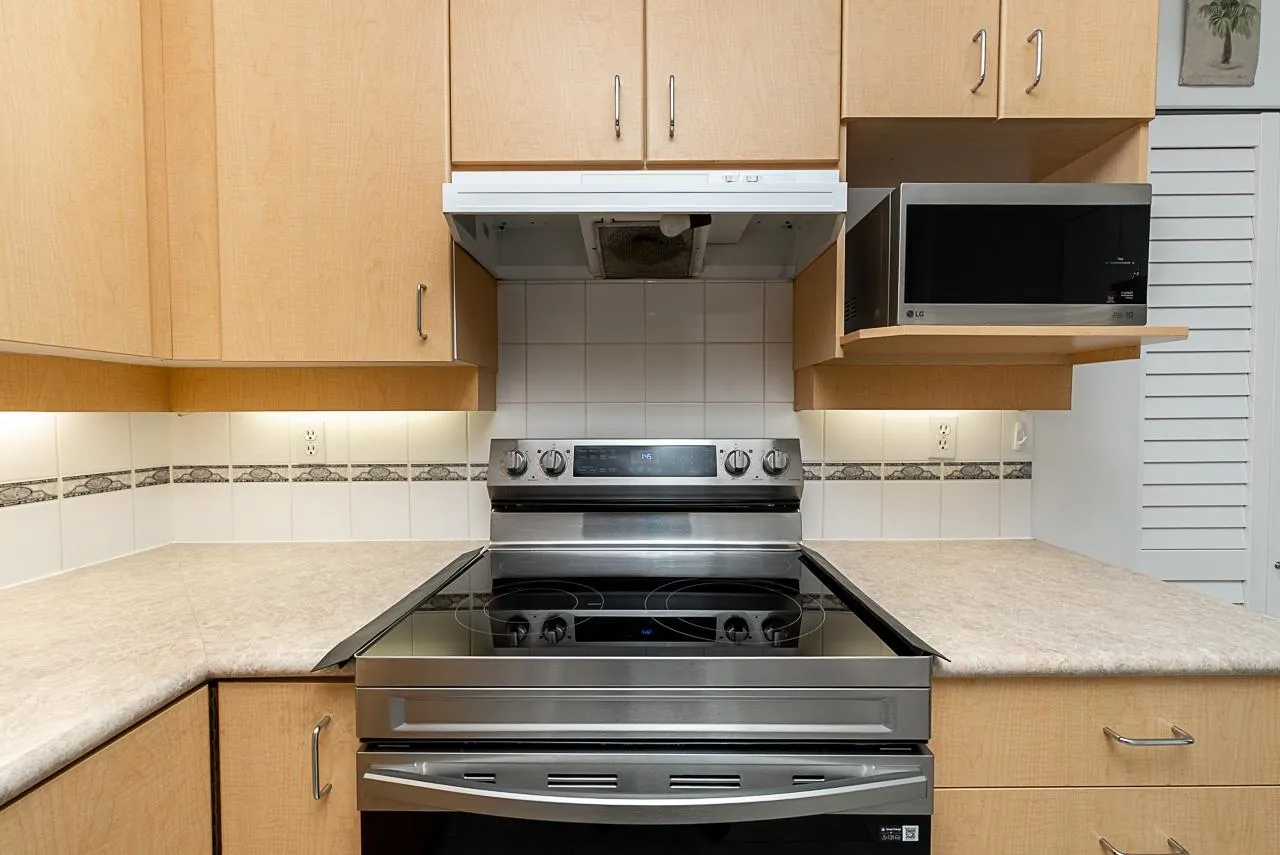 15298 20 Avenue #204