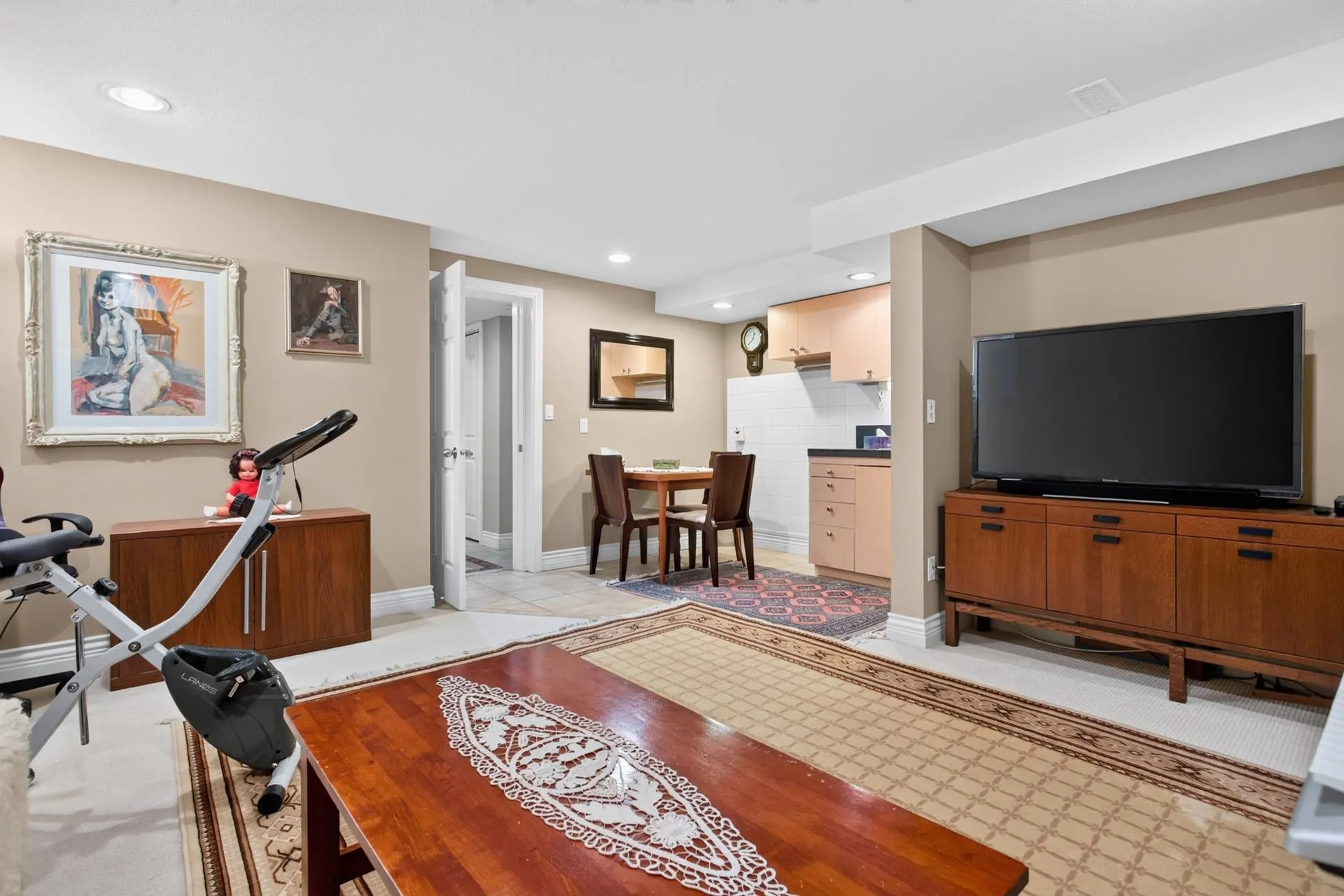 1708 Paddock Drive