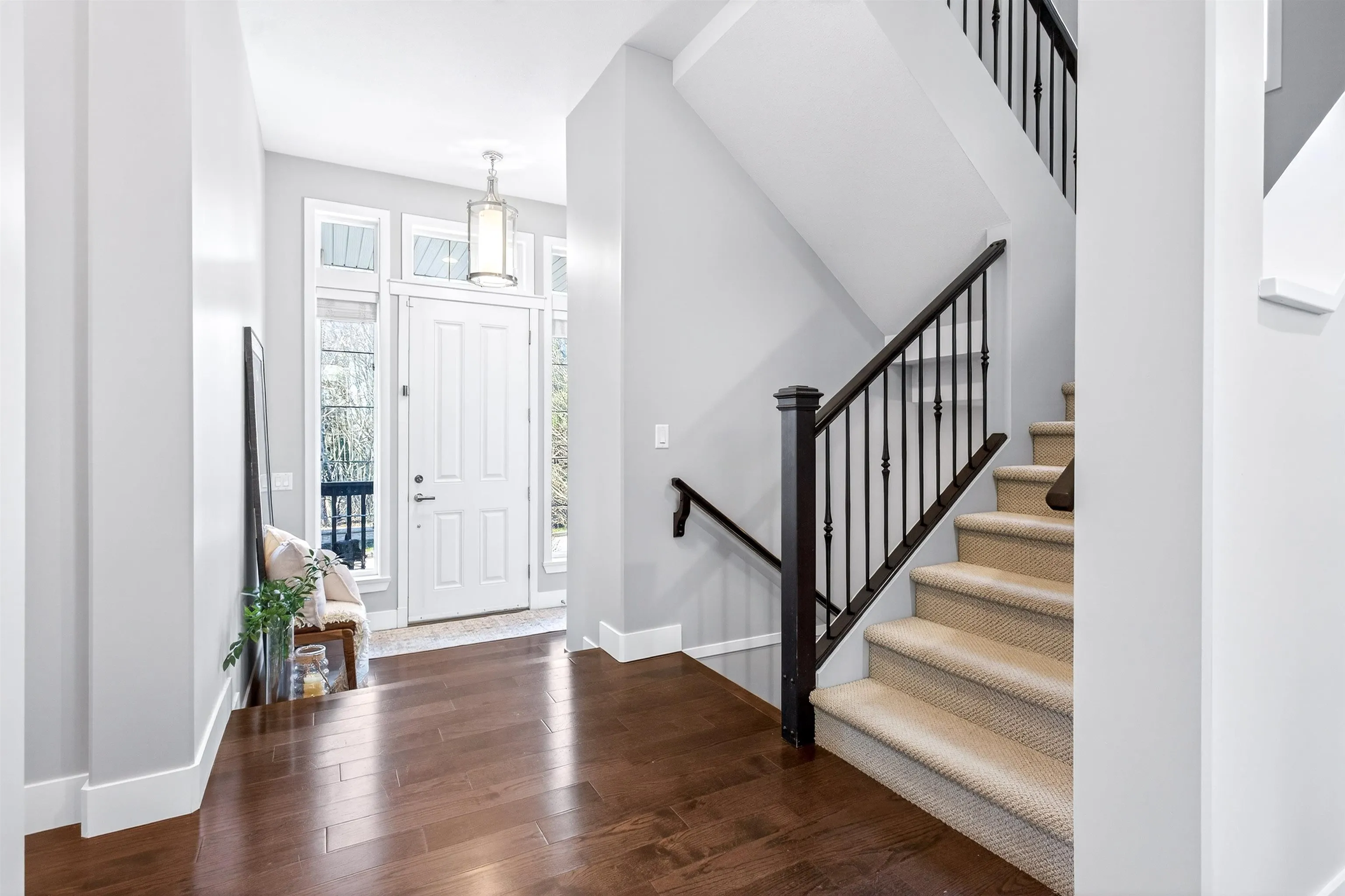16088 28b Avenue