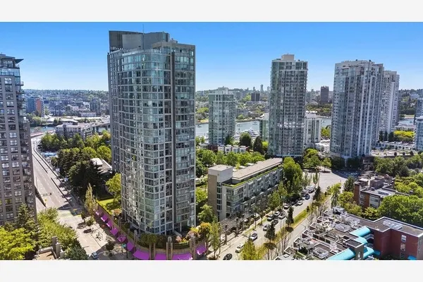 1008 Cambie Street #2801