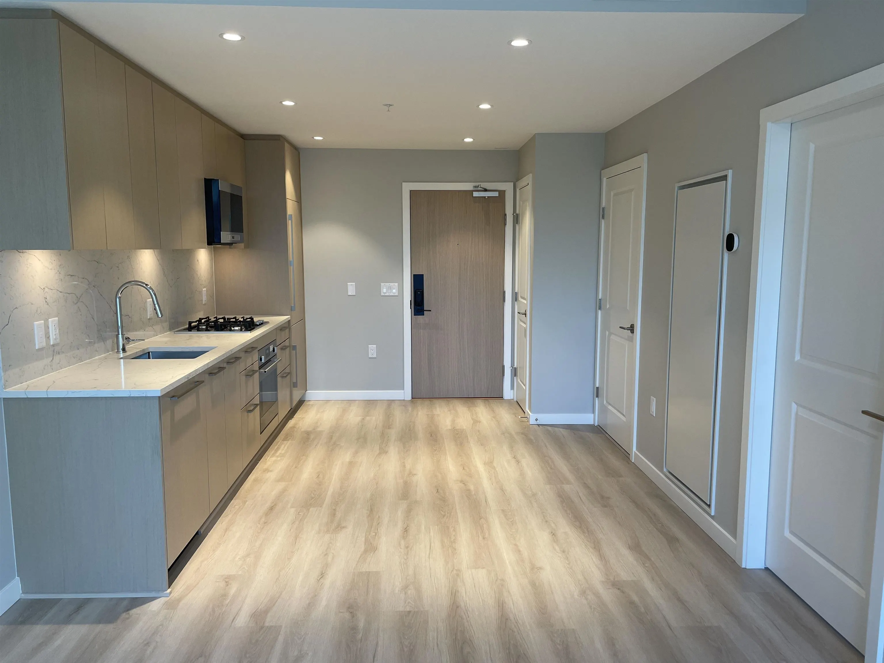 5938 Olive Avenue #809