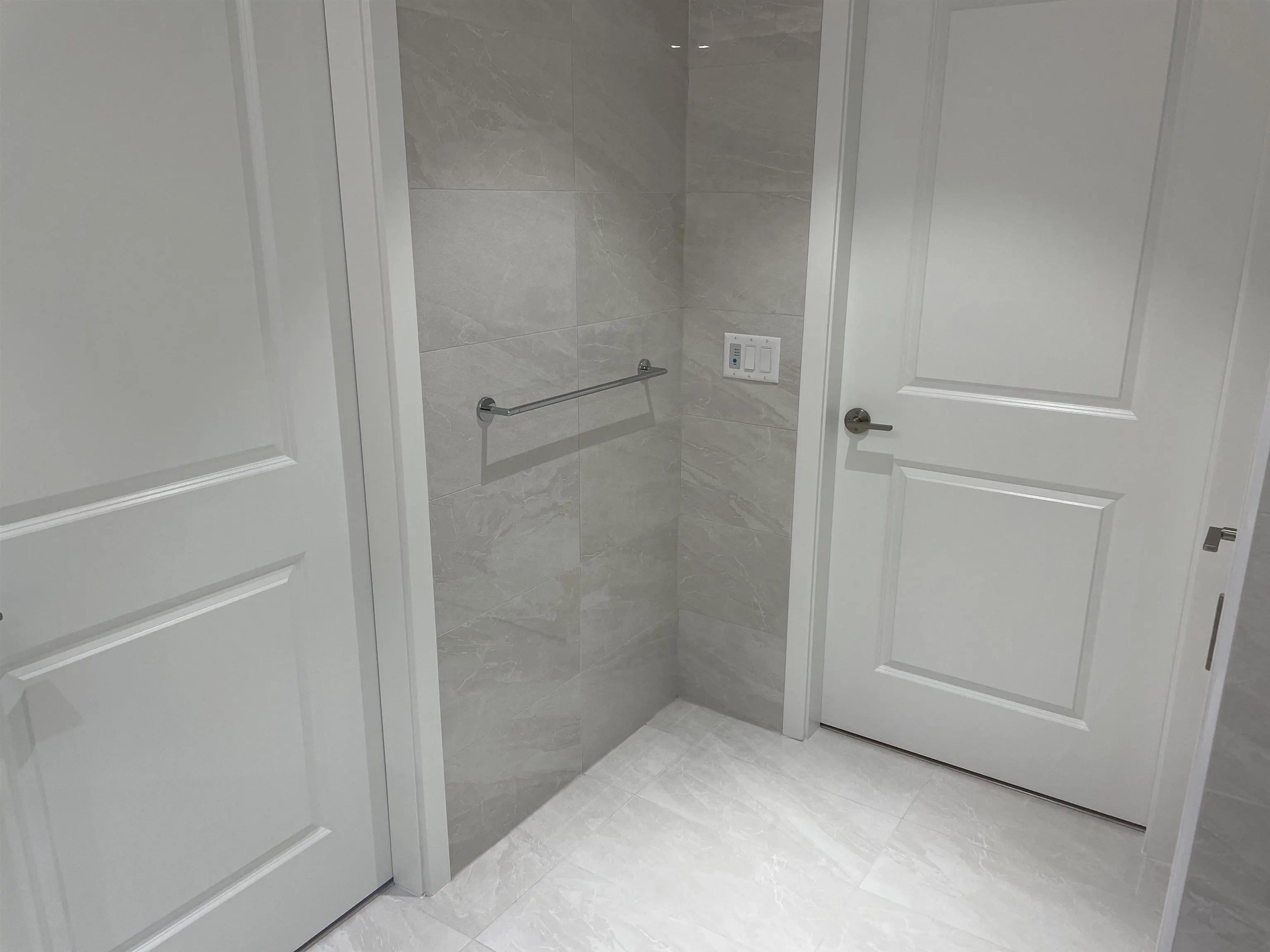 5938 Olive Avenue #809