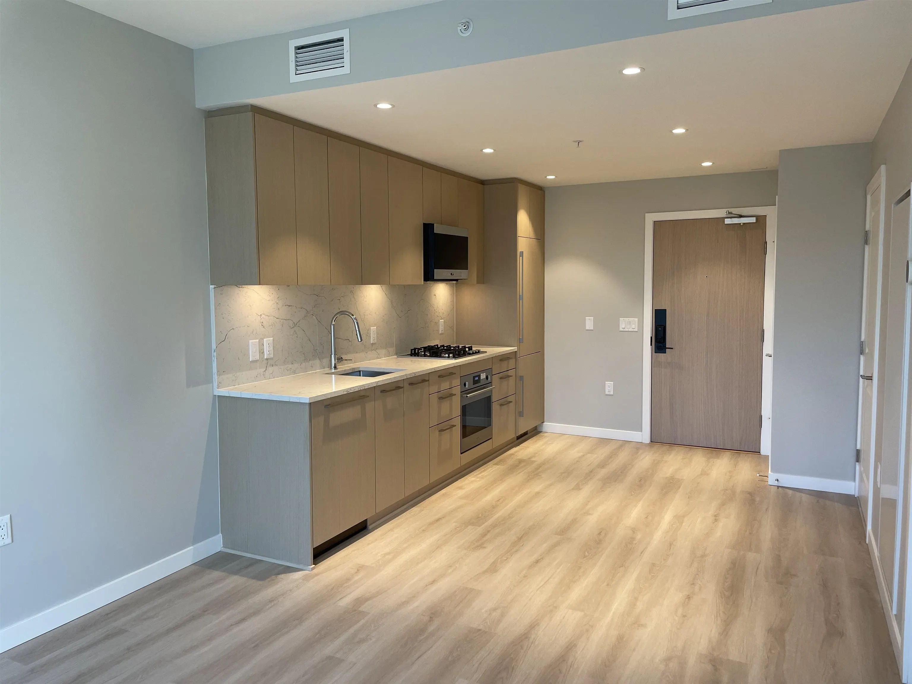 5938 Olive Avenue #809