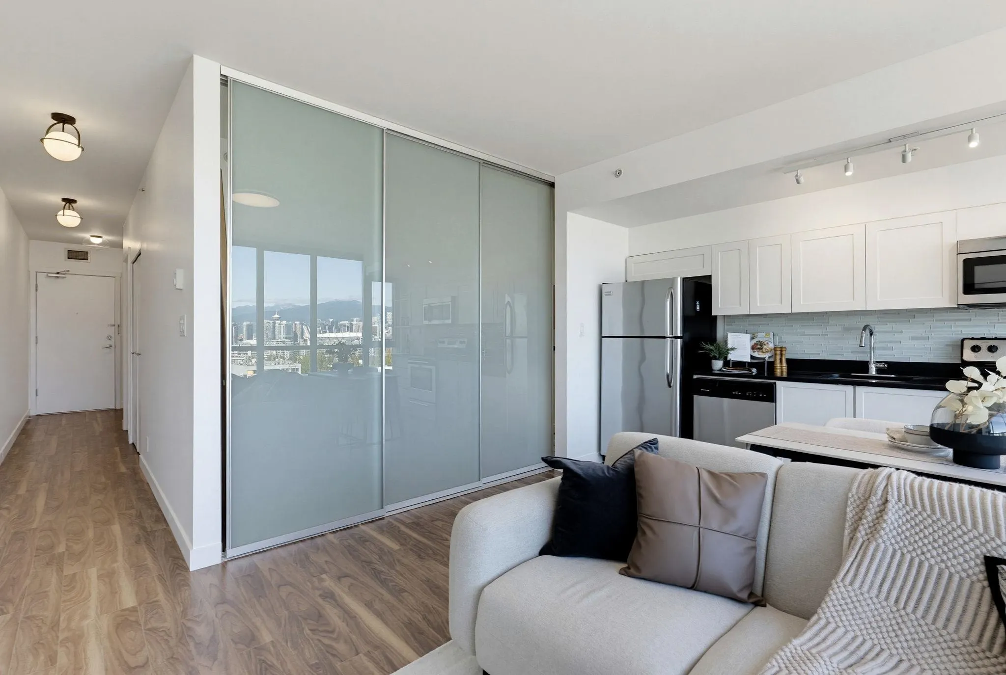 2511 Quebec Street #409
