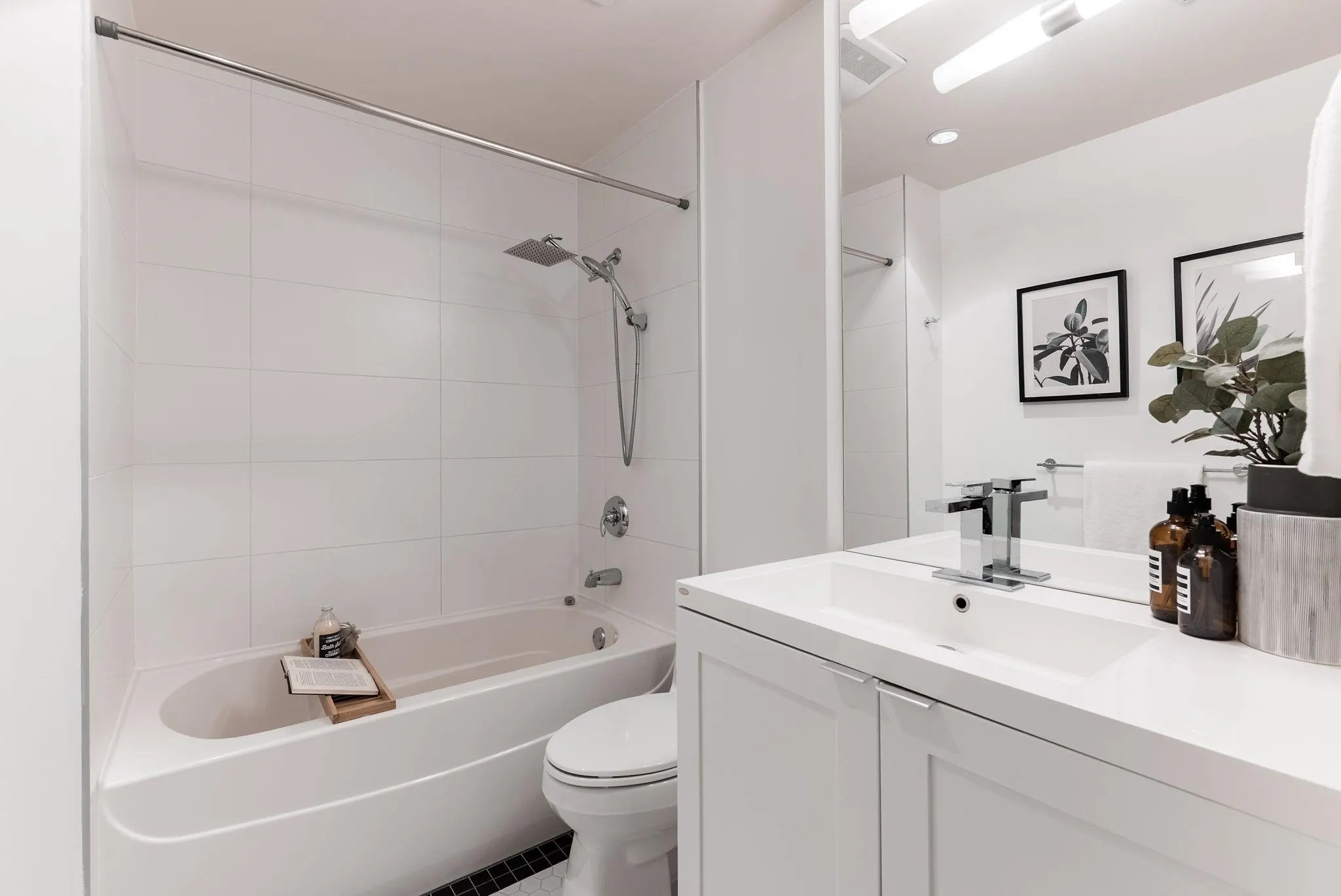 2511 Quebec Street #409