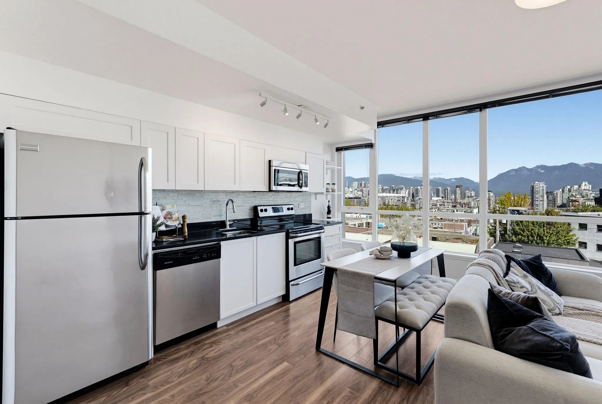 2511 Quebec Street #409