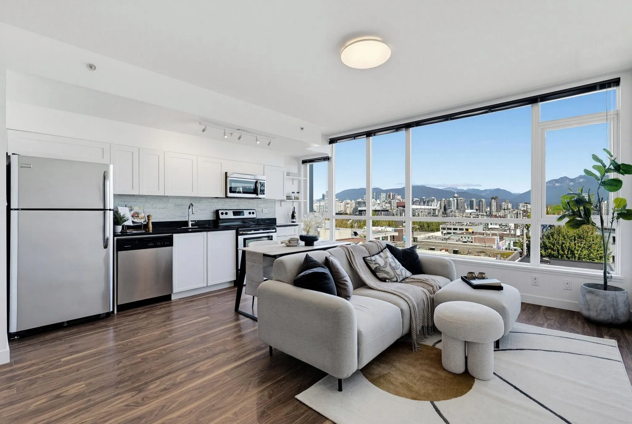 2511 Quebec Street #409