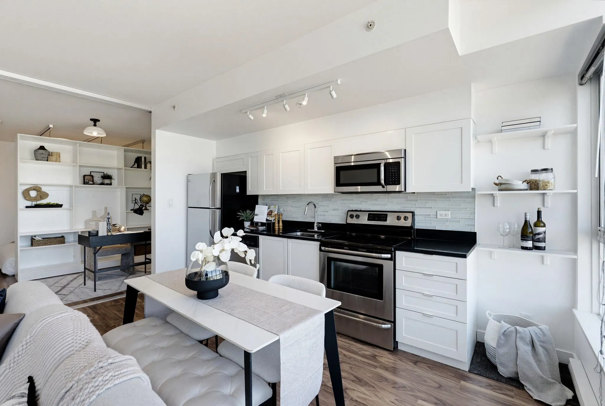 2511 Quebec Street #409