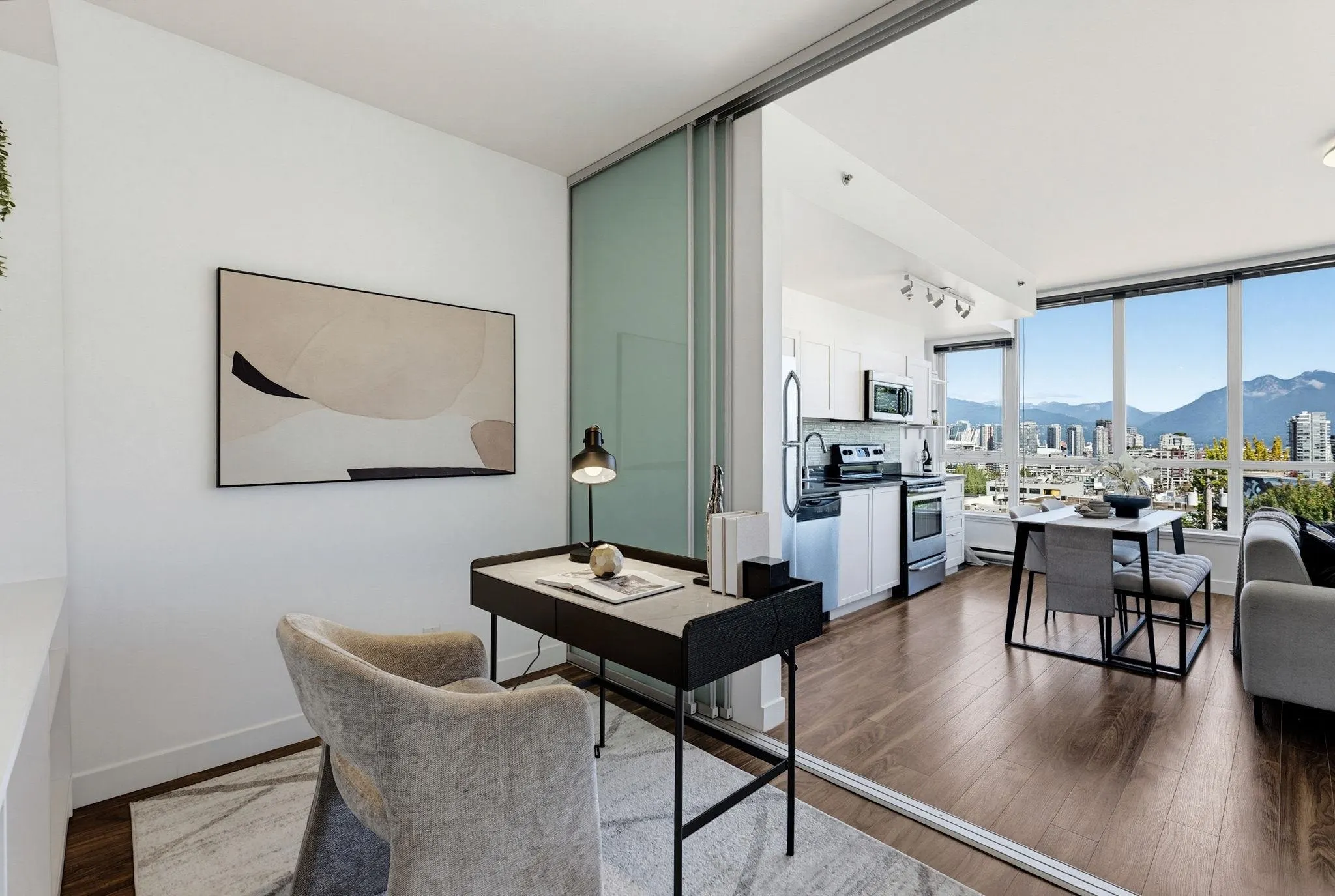 2511 Quebec Street #409