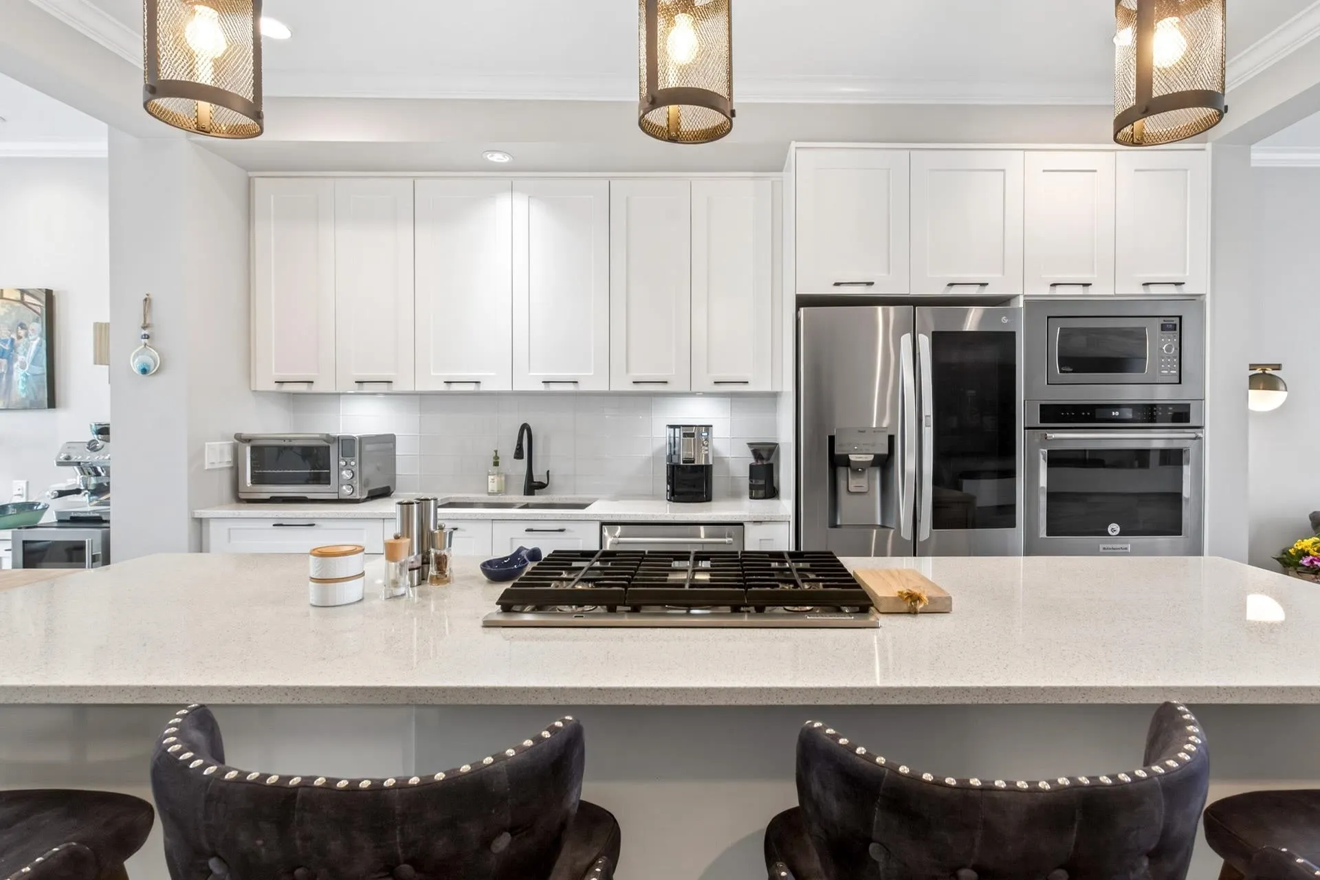 16488 64 Avenue #111