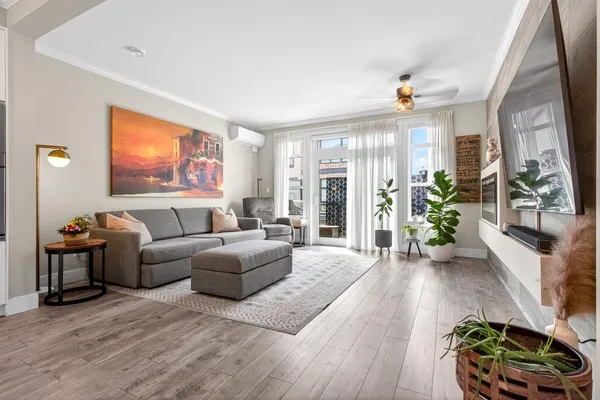 16488 64 Avenue #111