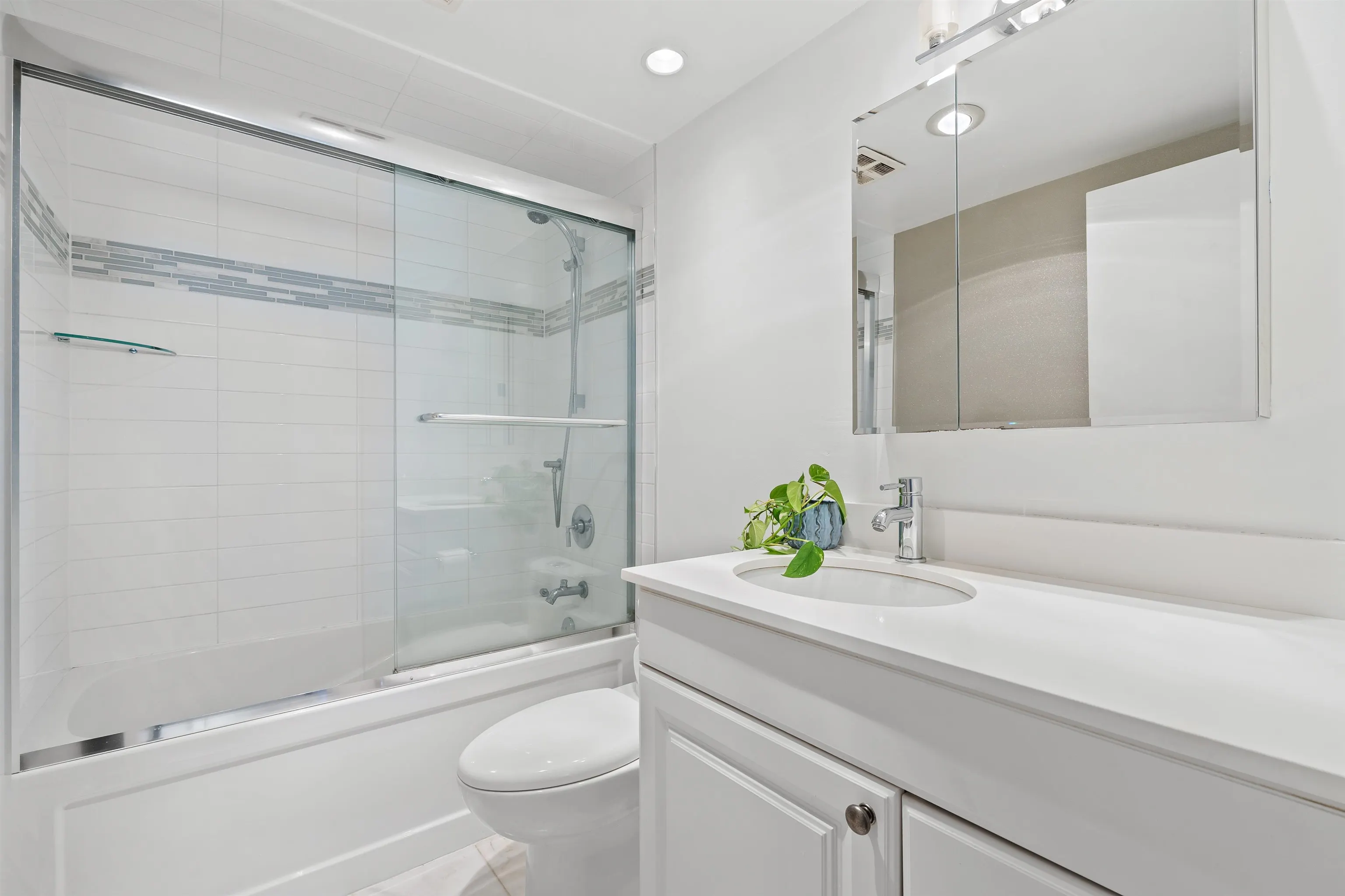 2025 W 2nd Avenue #313