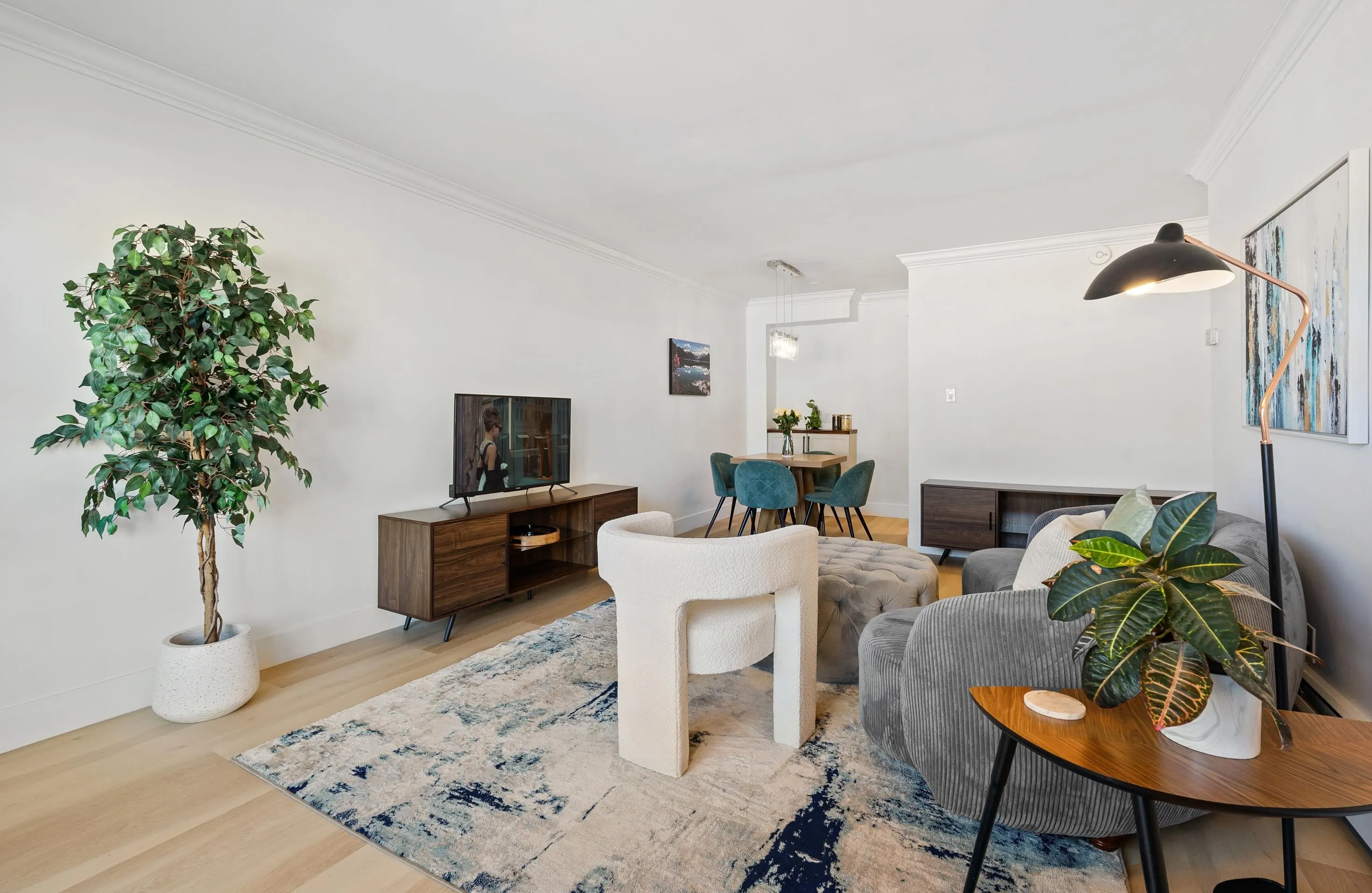 2025 W 2nd Avenue #313