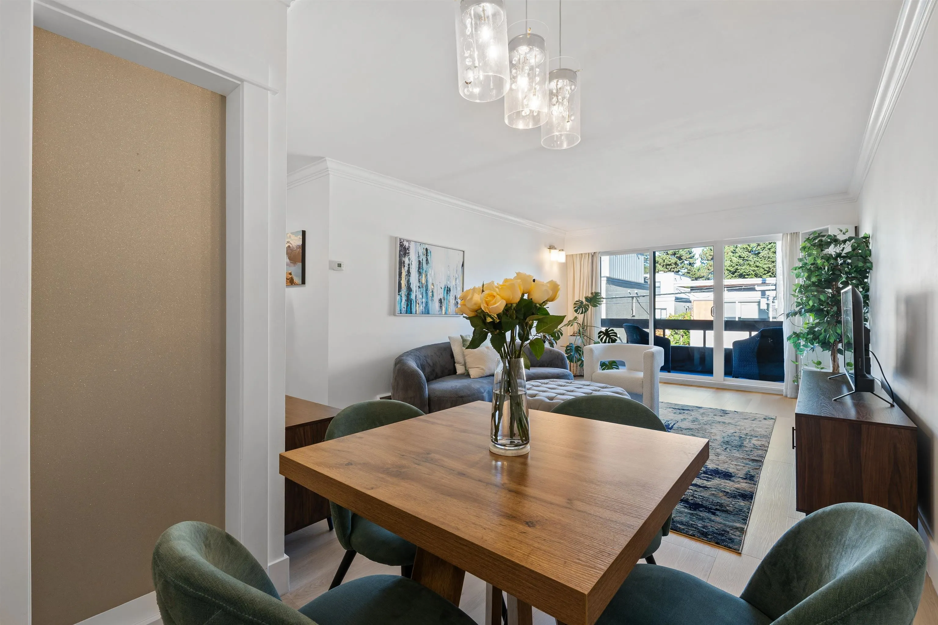 2025 W 2nd Avenue #313