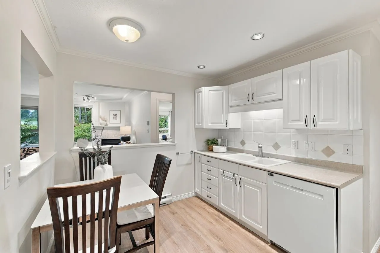 1281 Parkgate Avenue #104