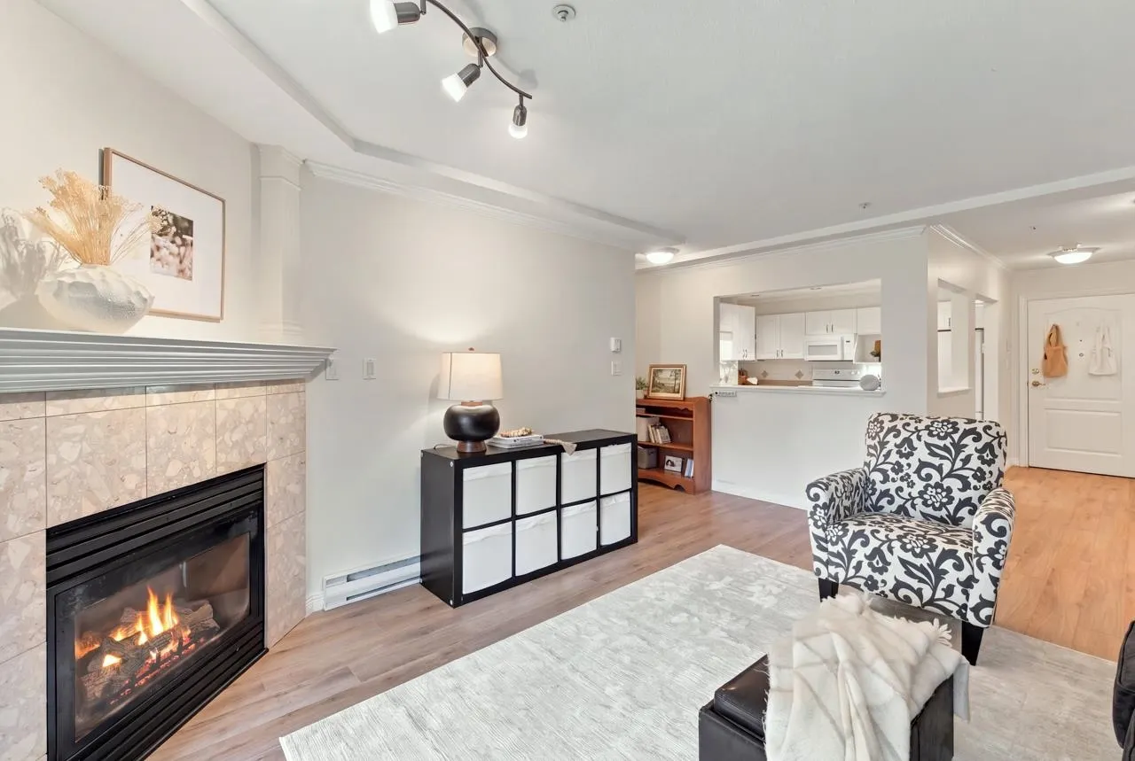 1281 Parkgate Avenue #104