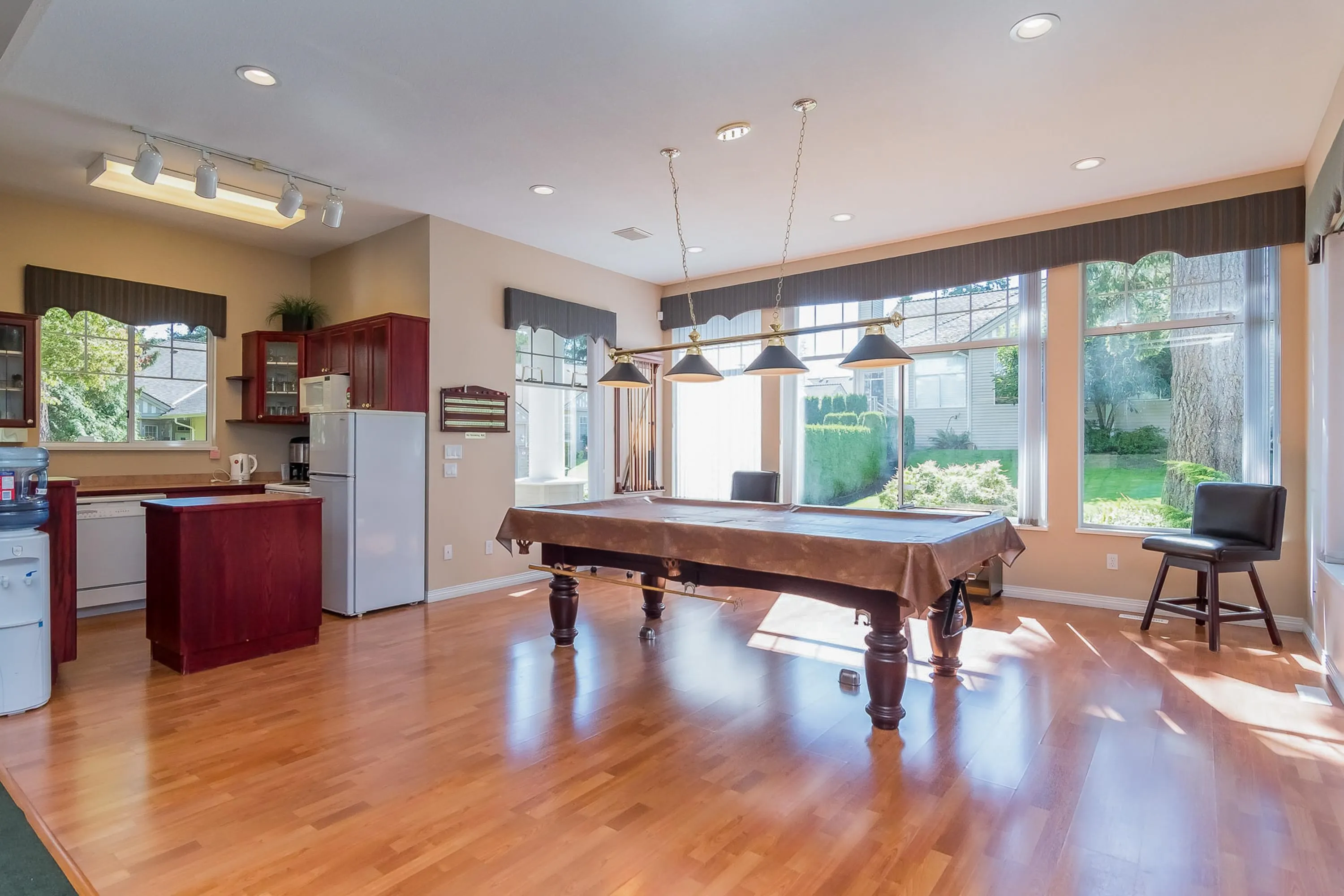 2533 152 Street #98